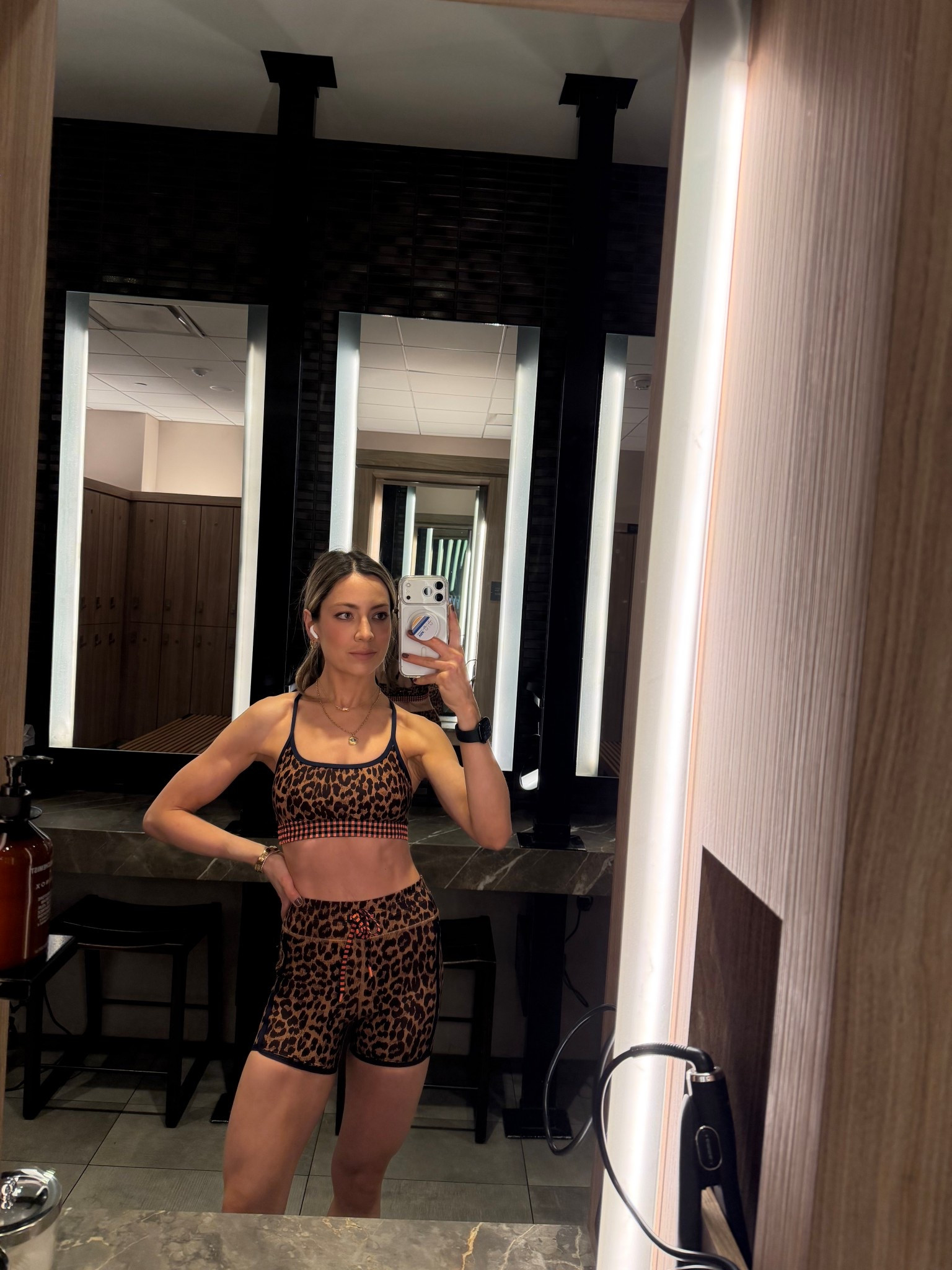 Workout set 🐆

#LTKfoodie #LTKgrwm #LTKActive