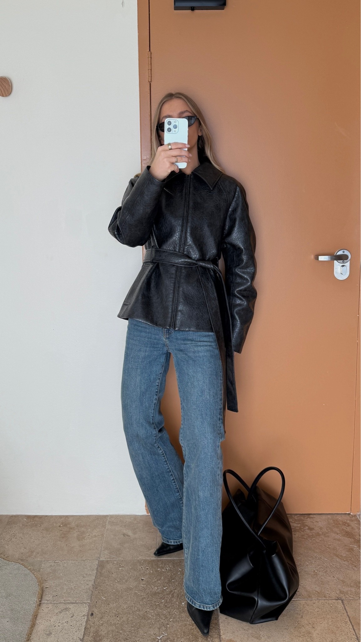 Jacket - S/M 
Jeans - 24

Back in stock!!

#LTKaustralia #LTKwinter #LTKjeans