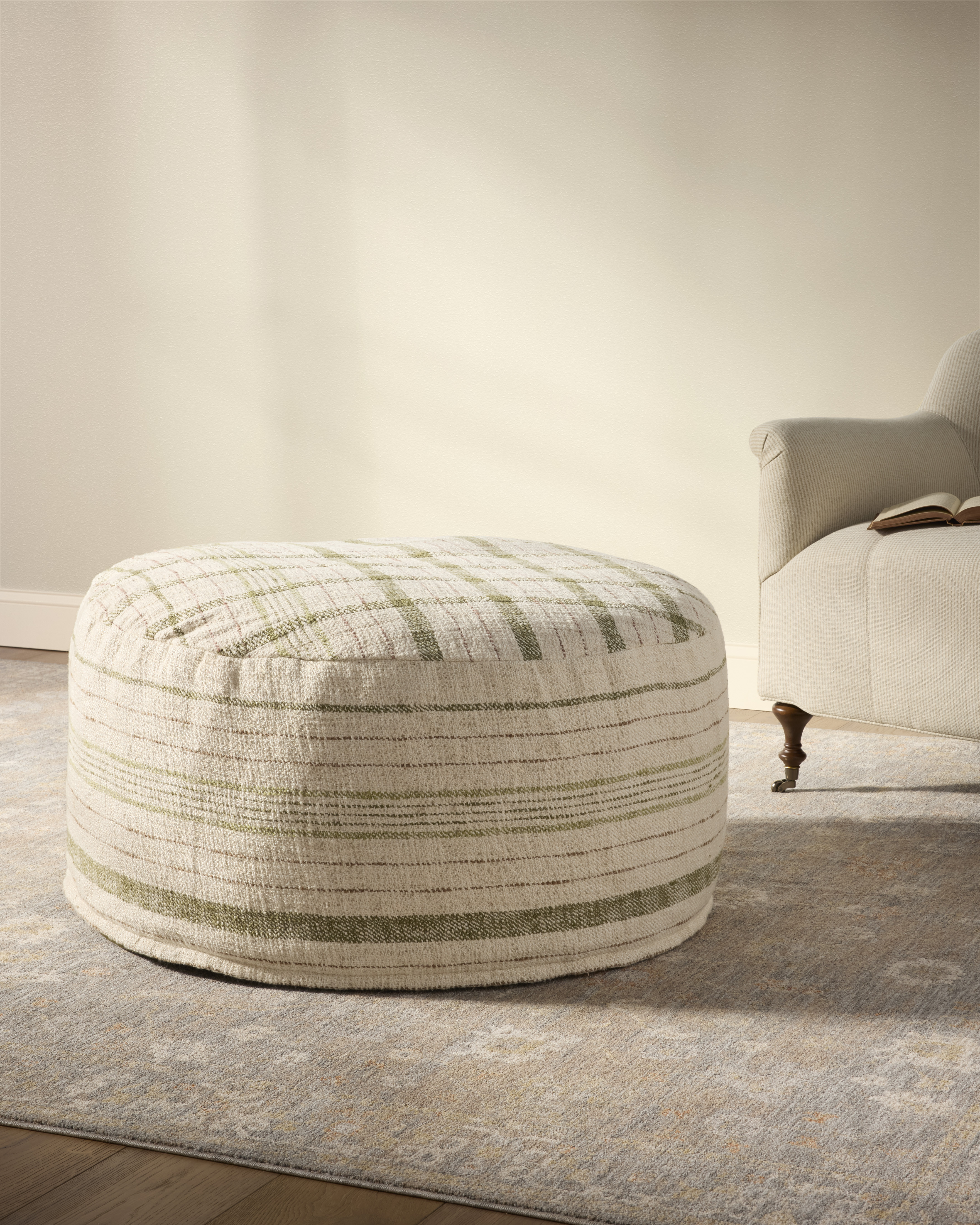 Wallace Pouf - CJPF-002 | Rugs Direct