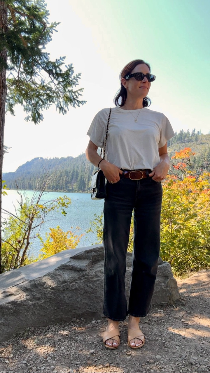 Just call me a city slicker 🕶️

Figured I’d jump on the “Unfortunate I do love” trend but with things I don’t love because let’s be honest, that list is much easier 😂

Spent the weekend in Oregon…✔️

#StylistSecrets #FashionTips #OOTDinspo #StyledByMe #FashionGirl #EverydayStyle #ChicStyle #StyleDiaries #OutfitReel #FashionHumor

#LTKFallSale #LTKStyleTip #LTKFindsUnder50