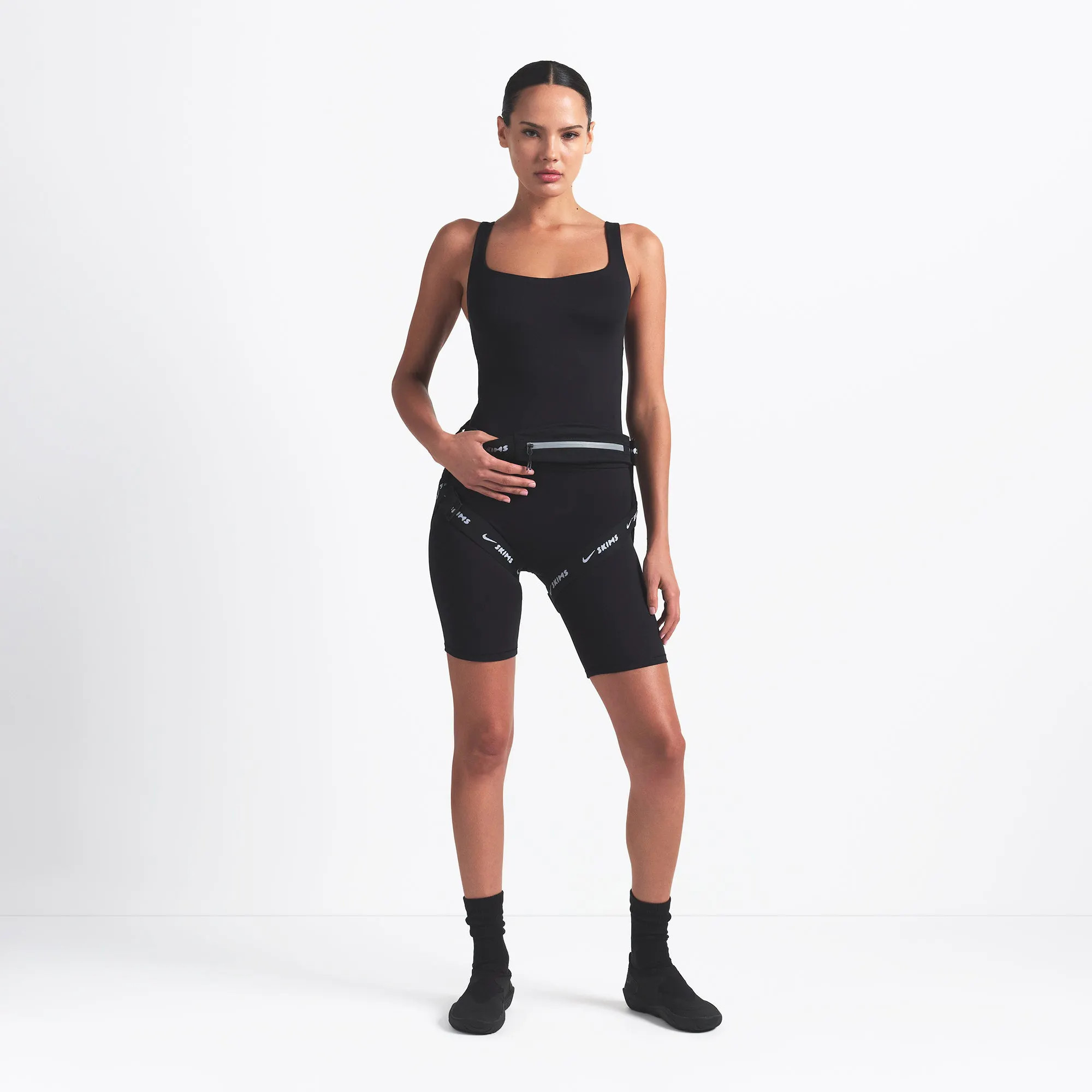 NikeSKIMS MATTE SQUARE NECK TANK | DARK SEPIA | SKIMS | SKIMS (US)