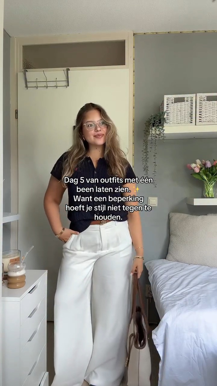 Outfit nummer 5 🤍✨
Een beperking hoeft je stijl niet tegen te houden. Welke outfit moet ik hierna laten zien? 👇

#amputee #outfitinspiratie #fashion #disabilityawareness 

outfit details:
top & belt: @Ralph Lauren 
pantalon: @wefashionstories 
shoes: @ABOUT YOU official