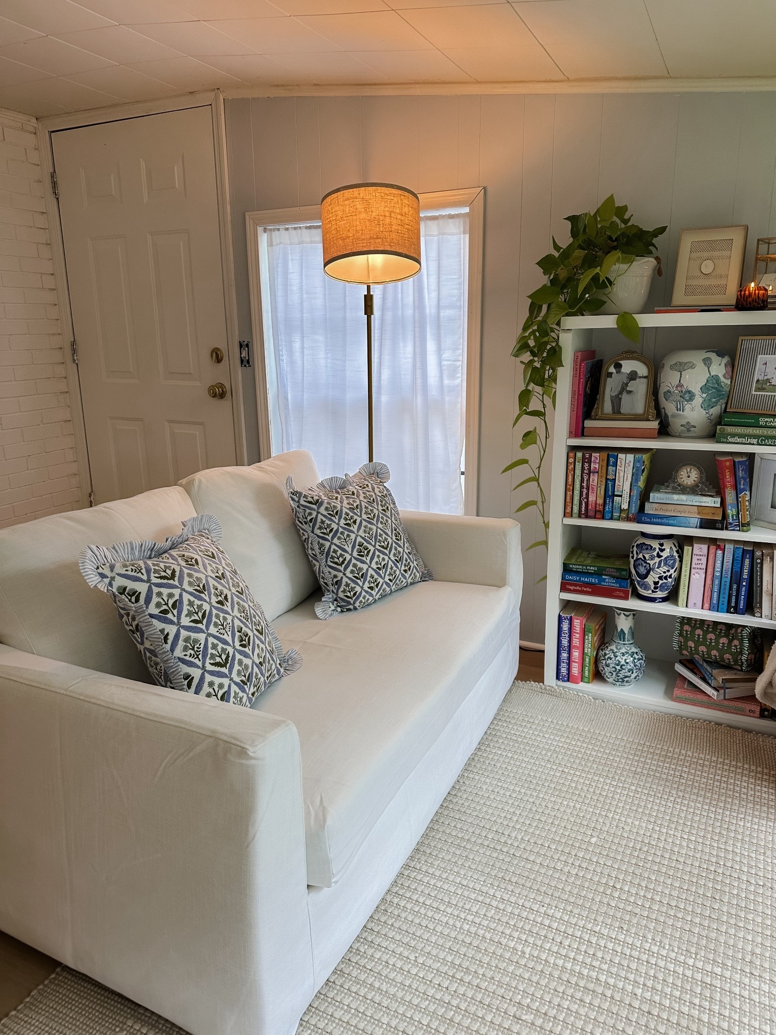 just got in this loveseat from wayfair!! Turning this into my cozy reading / needlepoint corner! Linked everything I could! 

#LTKSeasonal #LTKSaleAlert #LTKHome