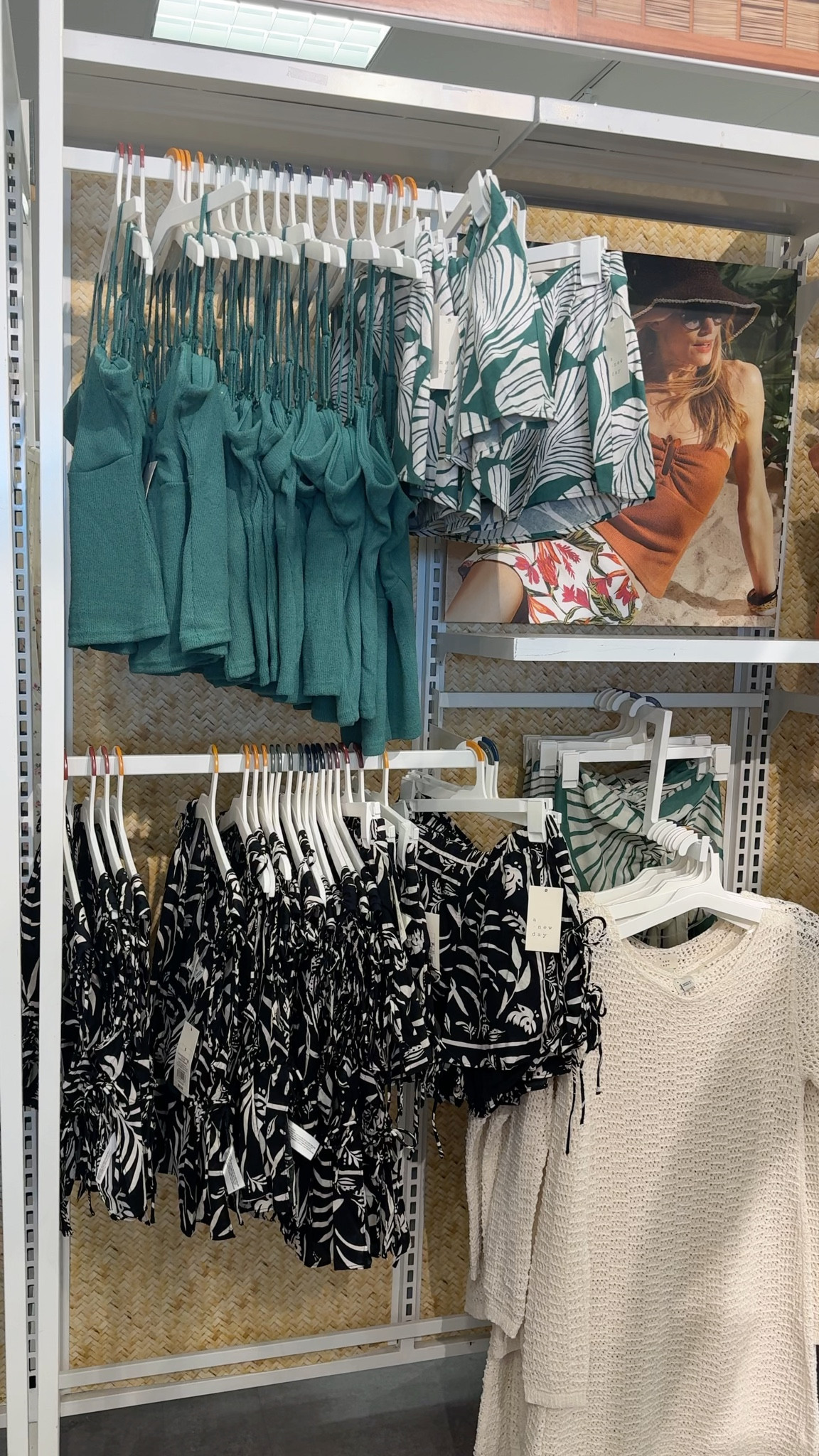 New vacation drop at @Target! On sale pieces for travel and summer outfits 

Target finds


#LTKSeasonal #LTKTravel #LTKgrwm