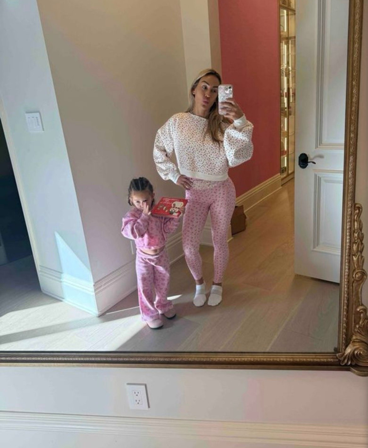 Saturdayyyy

#LTKootd #LTKdayinmylife #LTKValentine