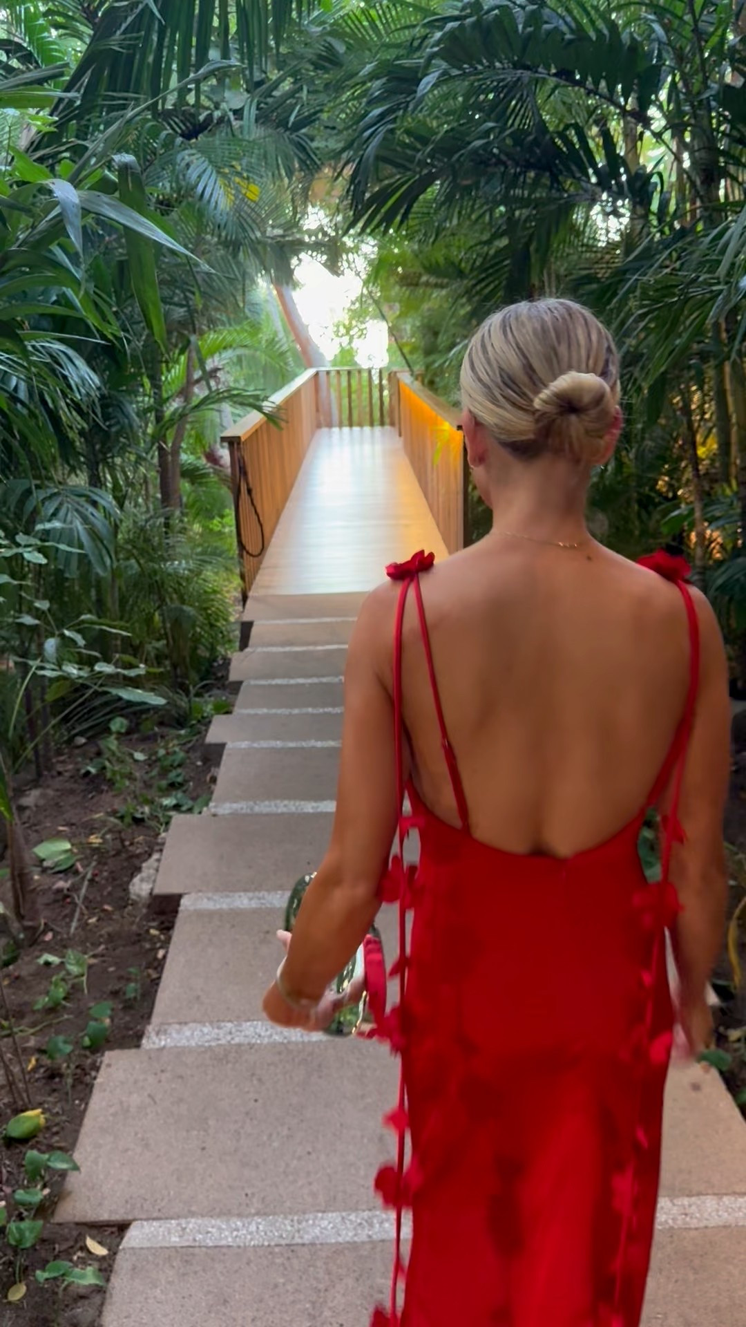 My dress is on sale for under $60! Perfect for Valentines Day! Wearing size small 


#LTKValentine #LTKTravel #LTKSeasonal