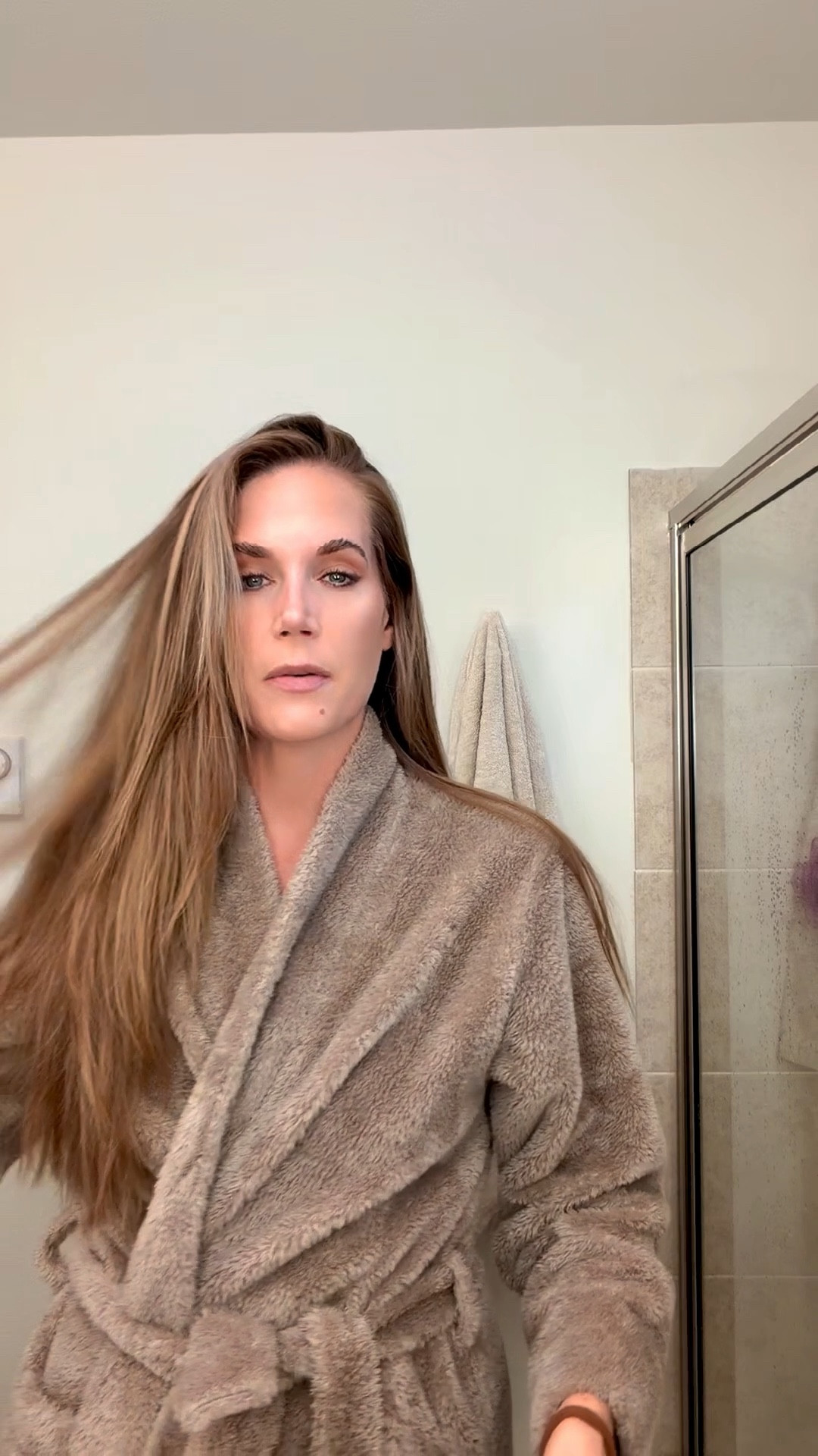 Let’s chat postpartum hair 🫠 

#LTKmomlife #LTKTall #LTKgrwm