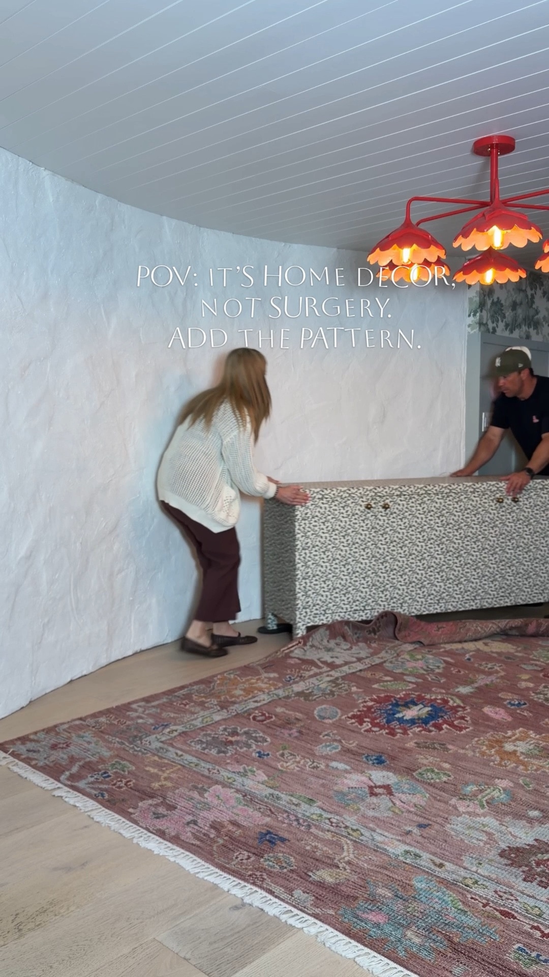 Realized I had this leaf pattern in furniture around the house, gathered it together, then ordered the matching console from @anthropologie for a pattern drenched room! It actually made it feel less busy, a big statement. We had four chairs with a bookcase here before and never used this space, after changing it in November we use this area so much more!  🍃Comment PATTERN for sources to furniture, rug and some of the art (I have been collecting it over time, it’s a mix of new & vintage!) 
#anthropartner 