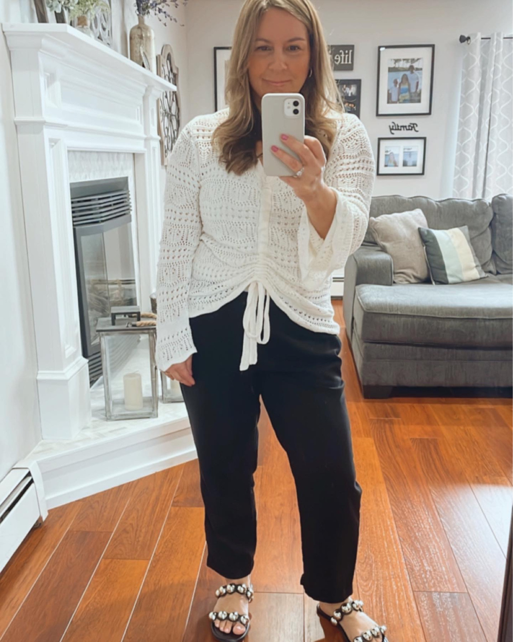 Spring outfit idea! In a medium in linen blend pants and a medium in the crochet sweater. Pants are on sale for $14 for 2 days only








Midsize fashion, work outfit, Easter outfit, vacation outfit, spring break, Amazon fashion, Old Navy deals #ltkfind #ltkseasonal

#LTKsalealert #LTKunder50 #LTKworkwear