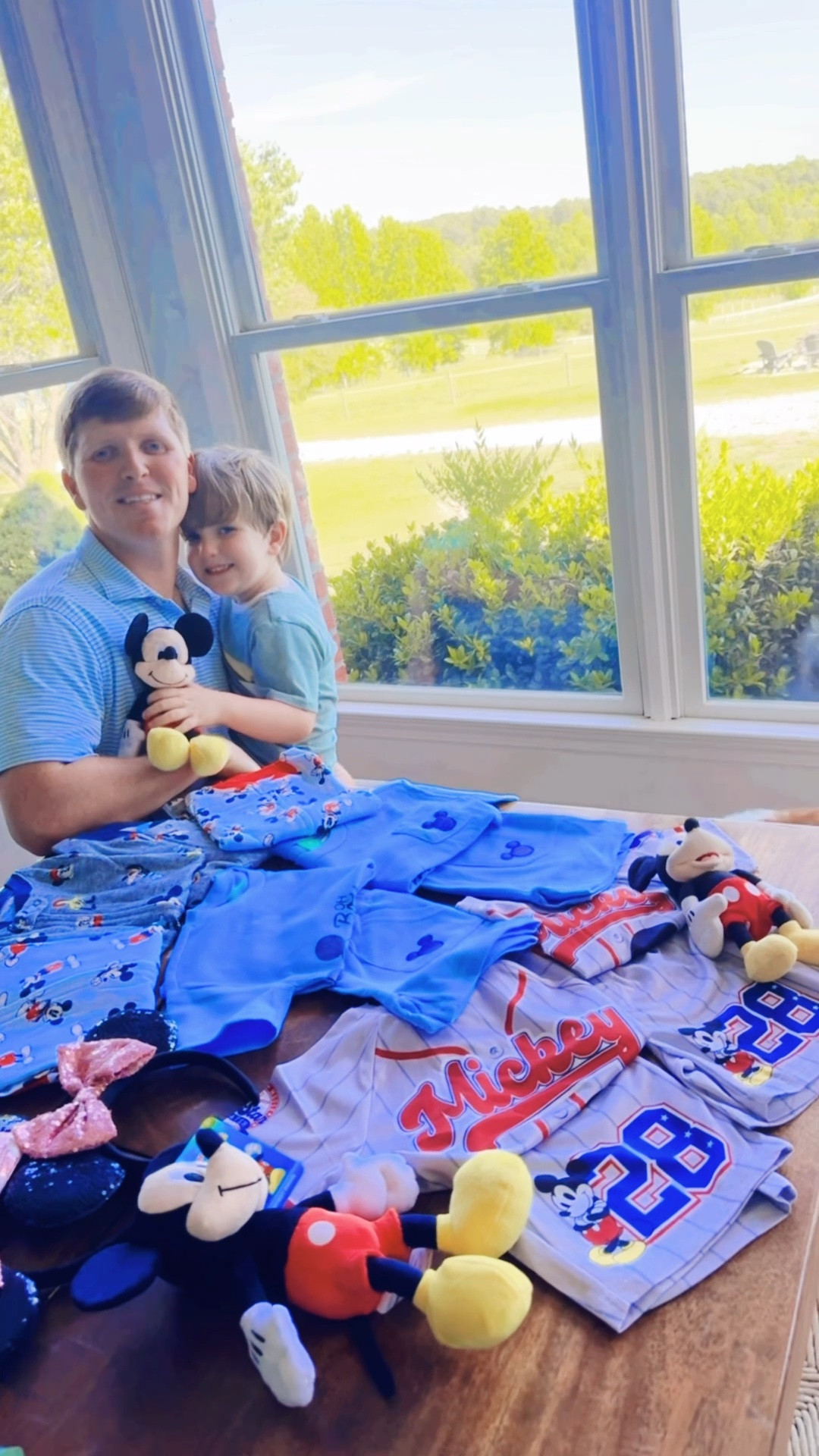 This fun 🤩 Friday night’s plans… packing our bags 💼 for DISNEY WORLD !!!! 🐭🪄🏰❤️