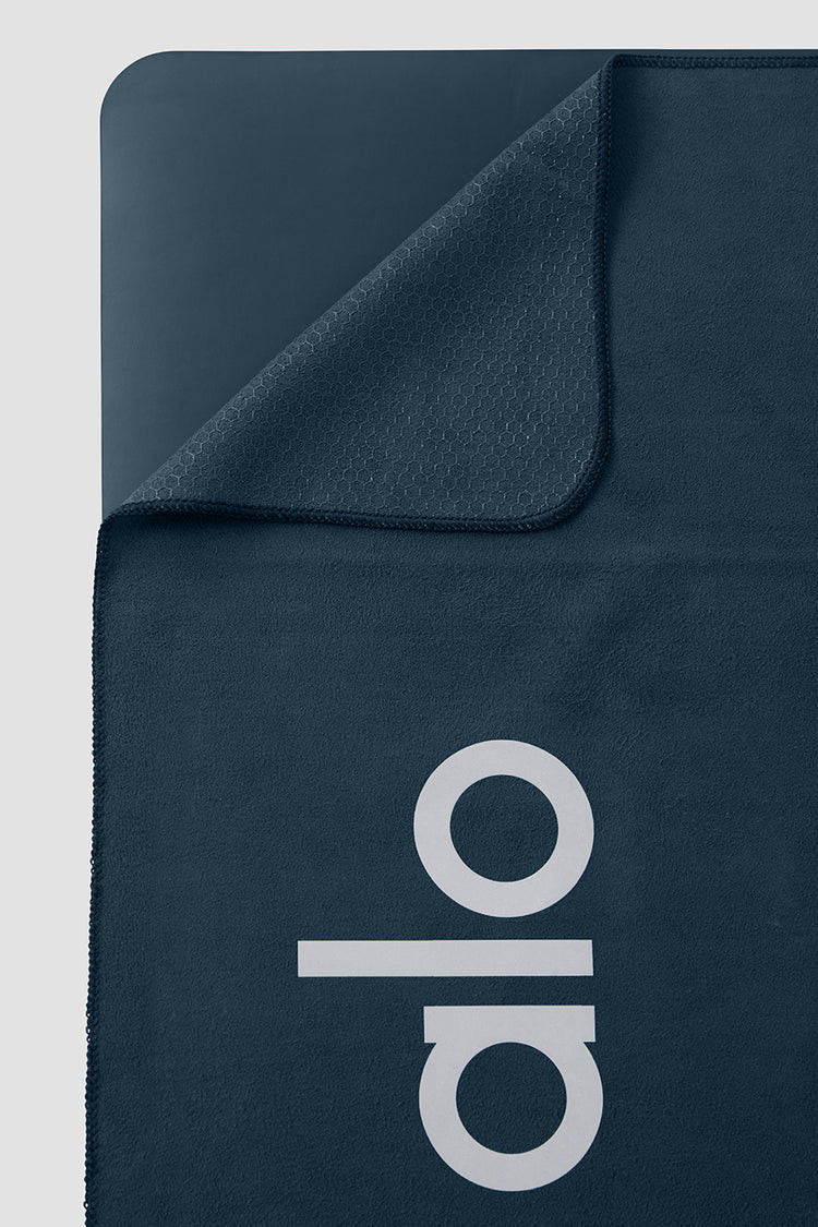 Grounded No-Slip Towel | Alo Yoga (US)