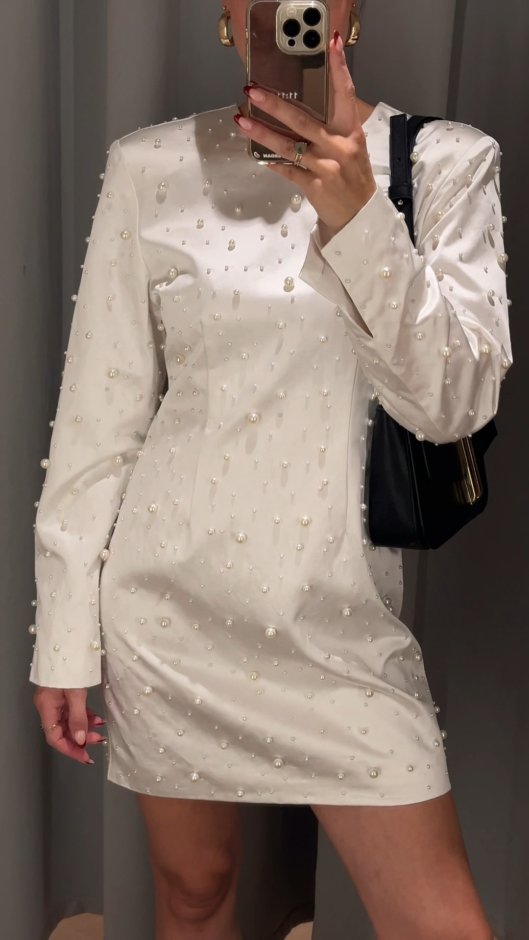 No words for this pearl dress 🦢

I’m wearing size 36

Hm dress, dress up, date night dress, white dress, mini dress long sleeves, pearls



#LTKeurope #LTKSeasonal #LTKVideo
