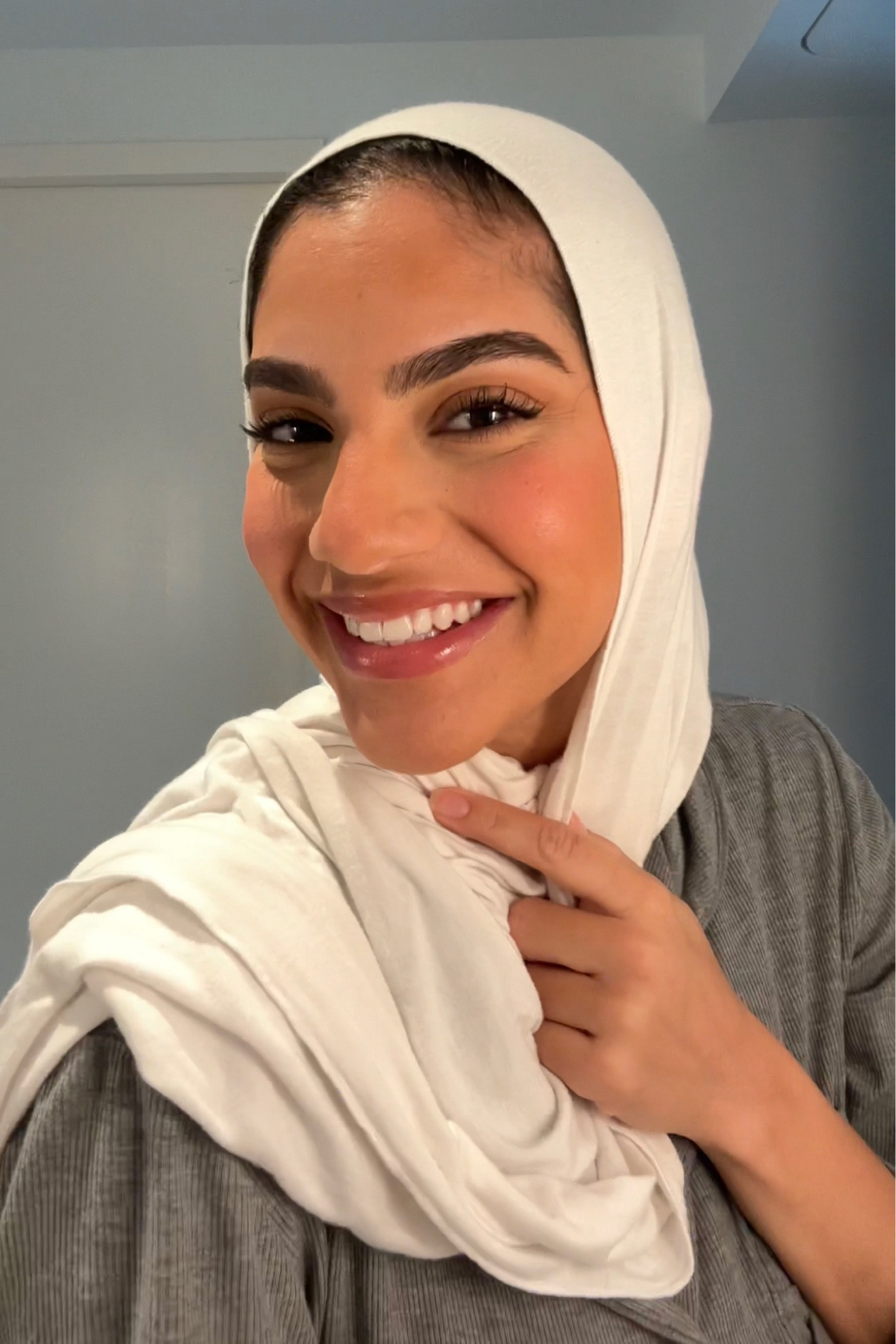 My go-to glowy makeup look! #glowly #makeup #sephora 