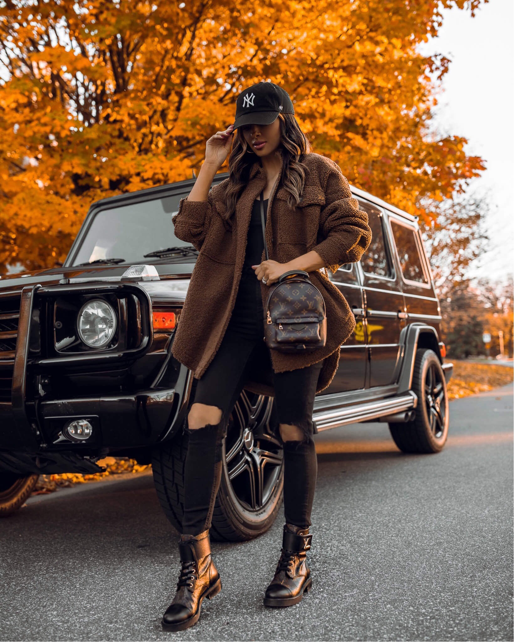 Brown Sherpa shacket for fall



#LTKFindsUnder100 #LTKStyleTip #LTKSeasonal