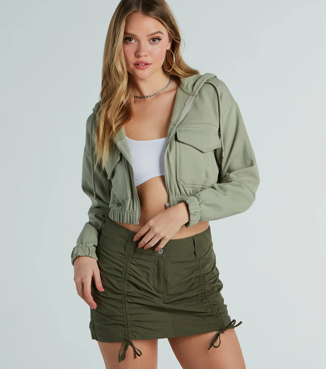 Relaxed Vibe Cargo Pocket Crop Fleece Hoodie | Windsor Stores