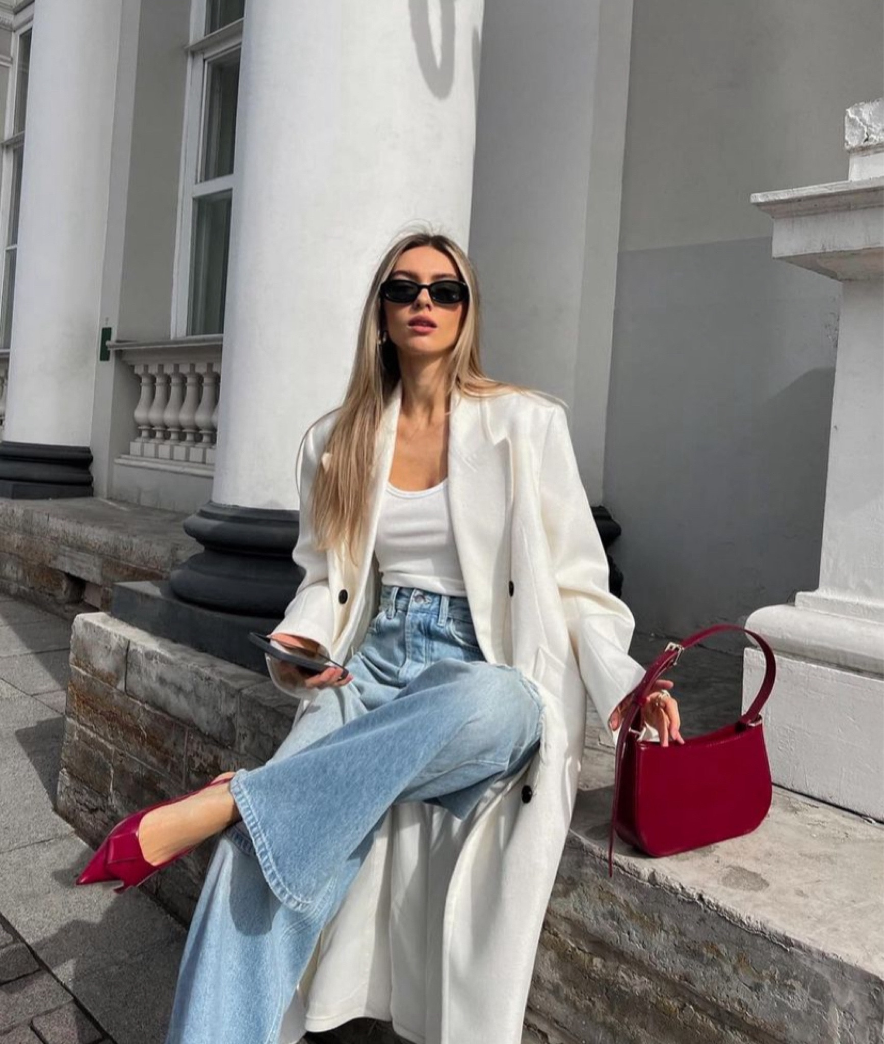 Wide leg jeans, burgundy bag, burgundy pumps, white tshirt and white/cream long coat 

#LTKSaleAlert #LTKNYFW #LTKStyleTip