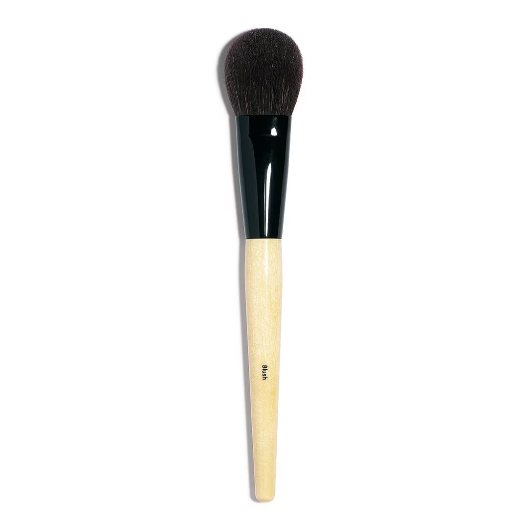 Blush Brush | Bobbi Brown Cosmetics | Bobbi Brown (US)