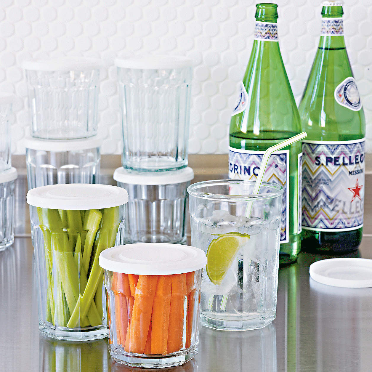 Large 19.9-Oz. Working Glass with Lid + Reviews | Crate & Barrel | Crate & Barrel