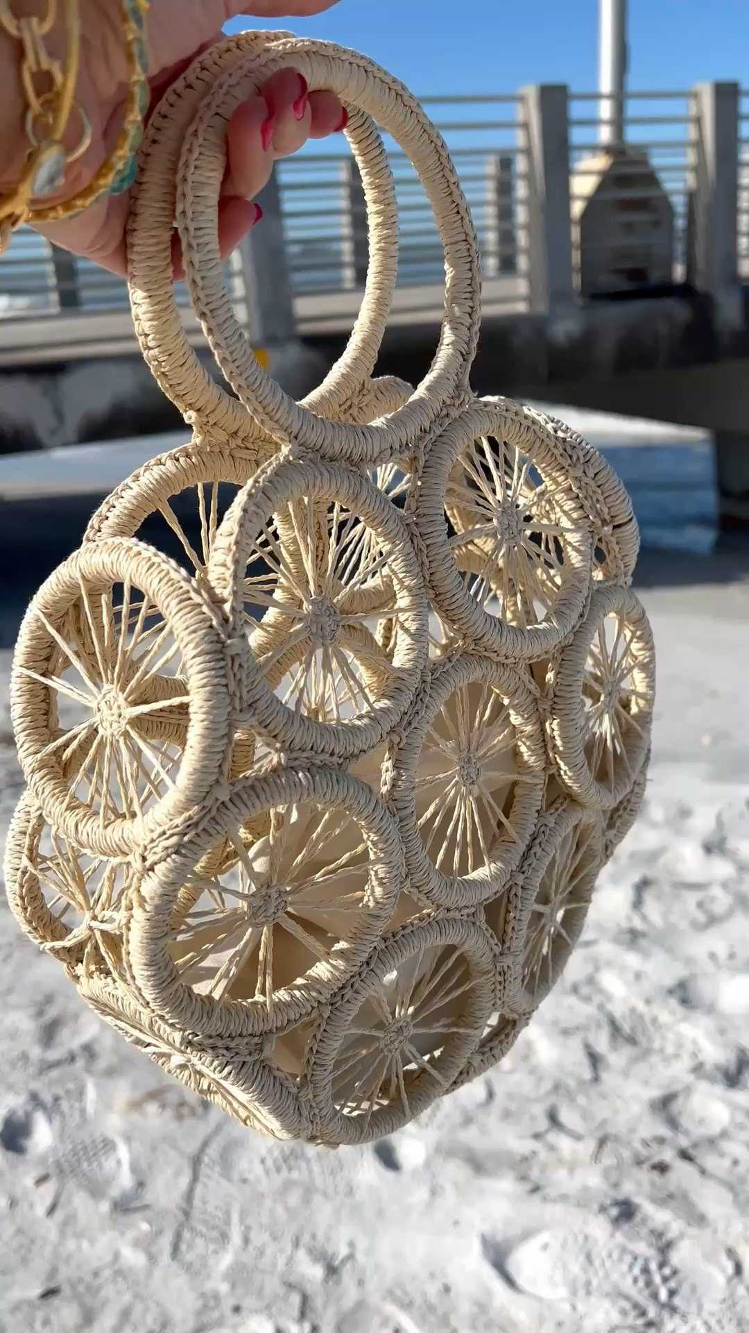 Straw bags under $50




#LTKTravel #LTKSwim #LTKvlog