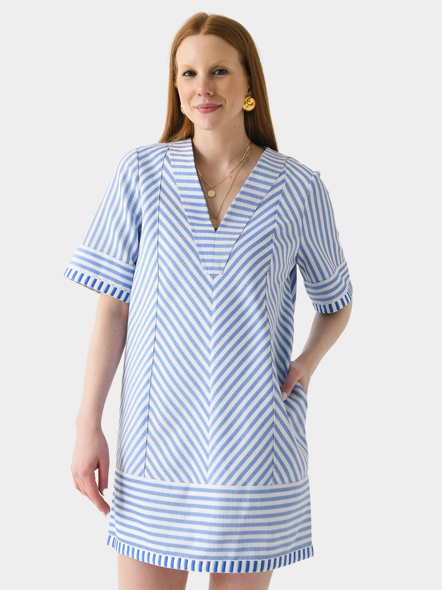 HUNTER BELL
                      
                     Women's Foster Dress | Saint Bernard