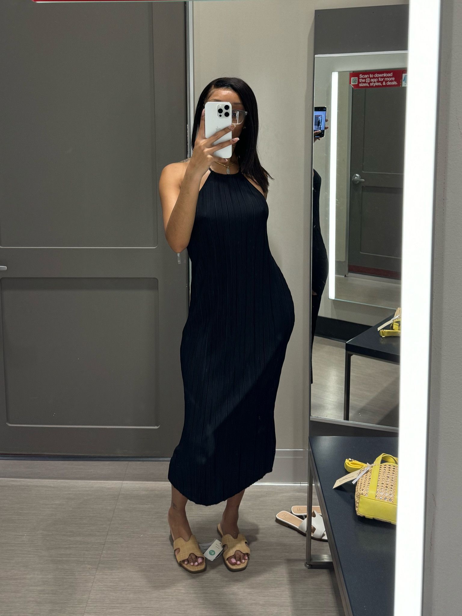 blowing in the wind fabulous! loving this dress. it’s not too heavy and very free flowing 😍

i’m wearing a XS

#LTKfindsunder50 #LTKstyletip