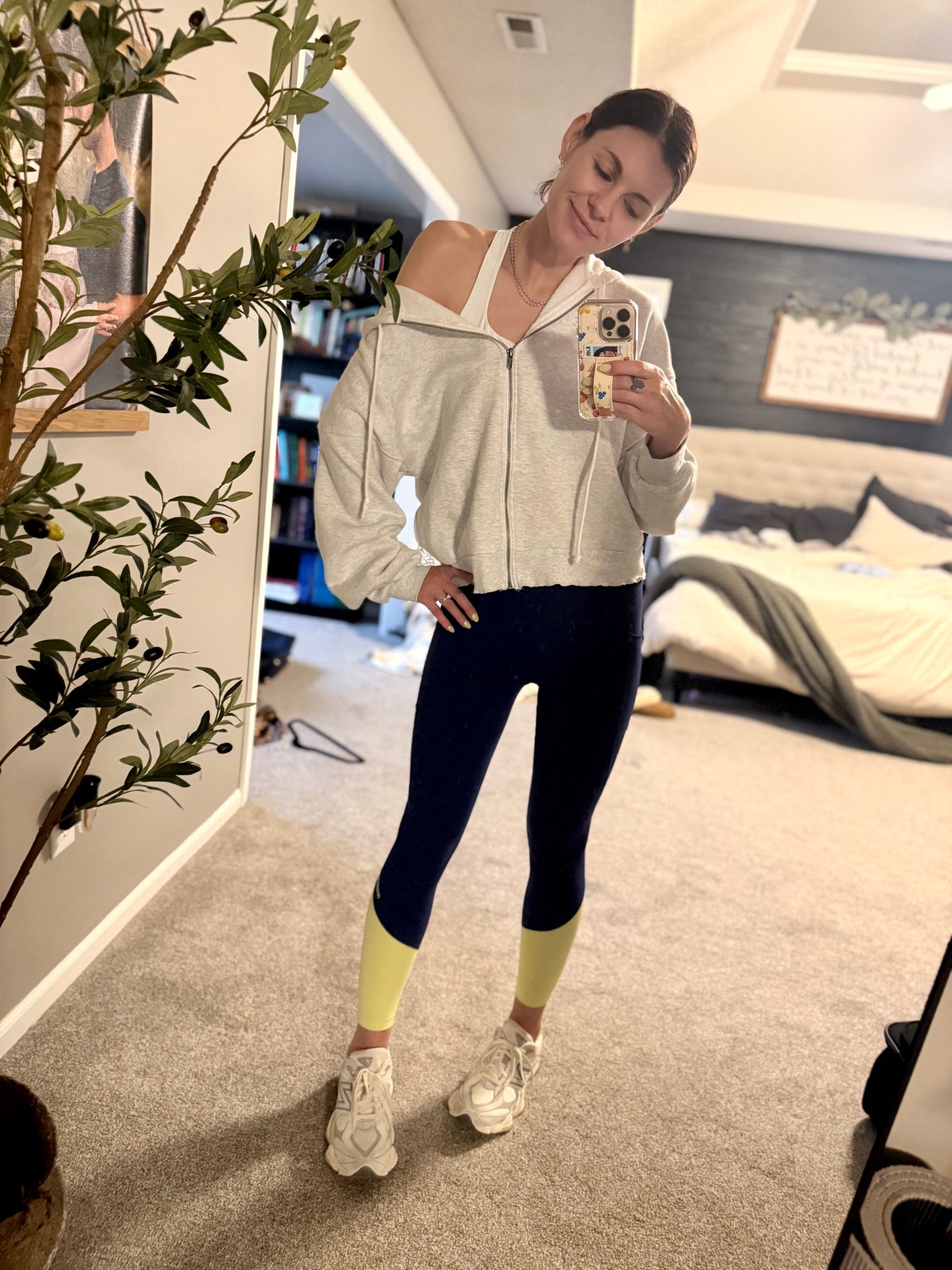 Today’s workout fit! Love these fun leggings from @shopmoorlow ￼

Workout fit | workout outfit of the day | 

#LTKfitnessgoals #LTKActive #LTKmorningroutine