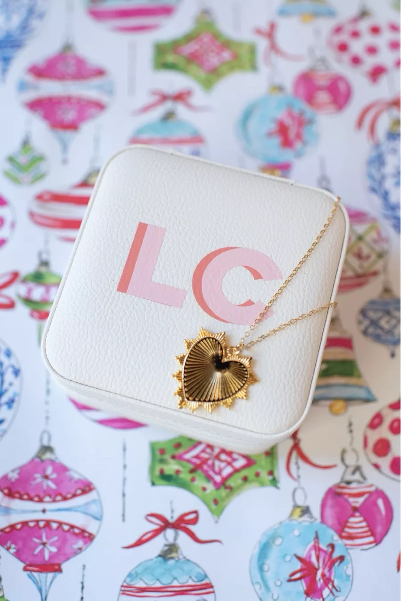 This personalized travel jewelry case is a perfect gift idea for women, young adults, and teen girls! And on sale

#LTKGiftGuide #LTKHoliday #LTKFindsUnder100