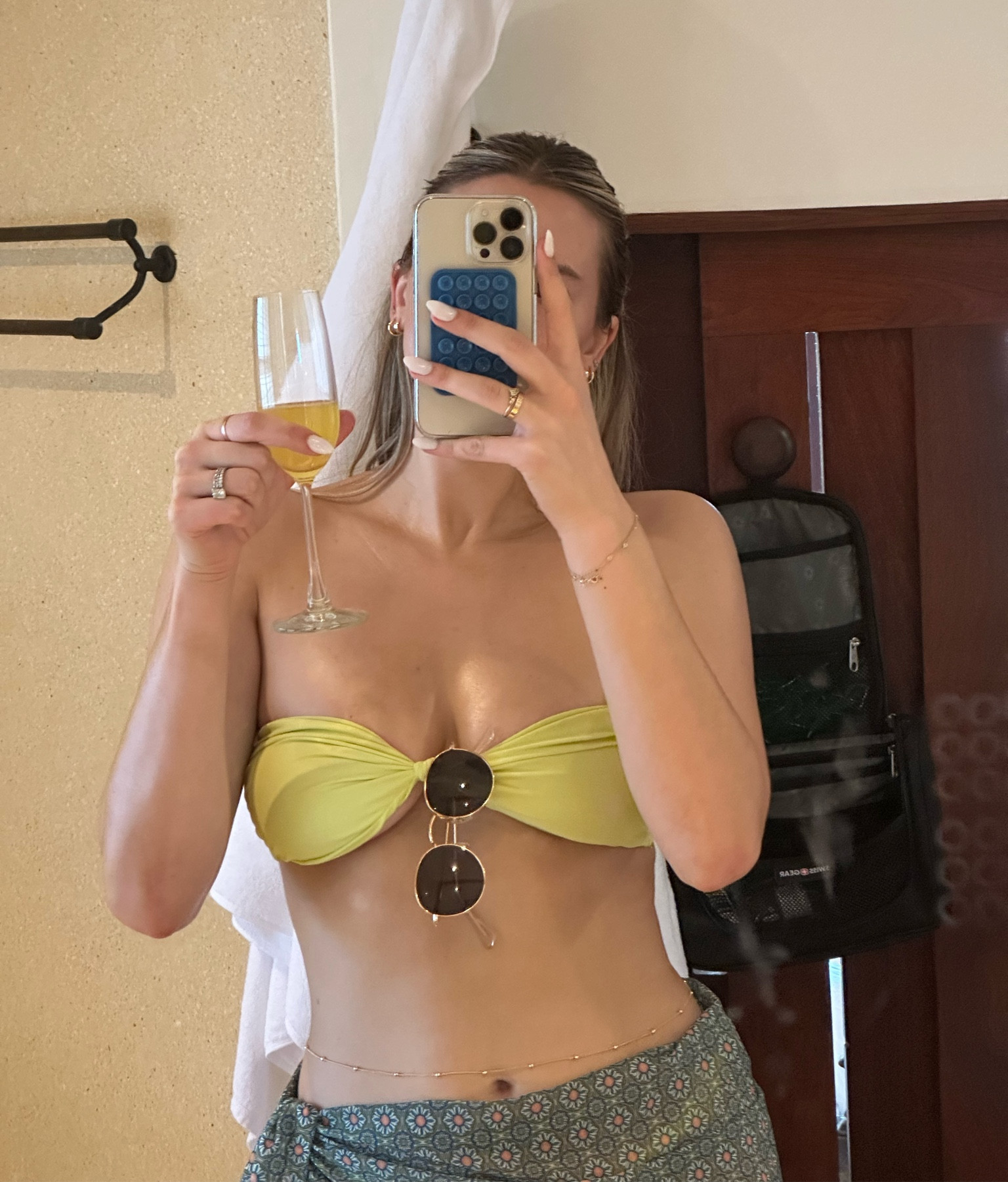 thailand day 1 / beach + pool outfit 

#LTKswim #LTKSeasonal #LTKtravel