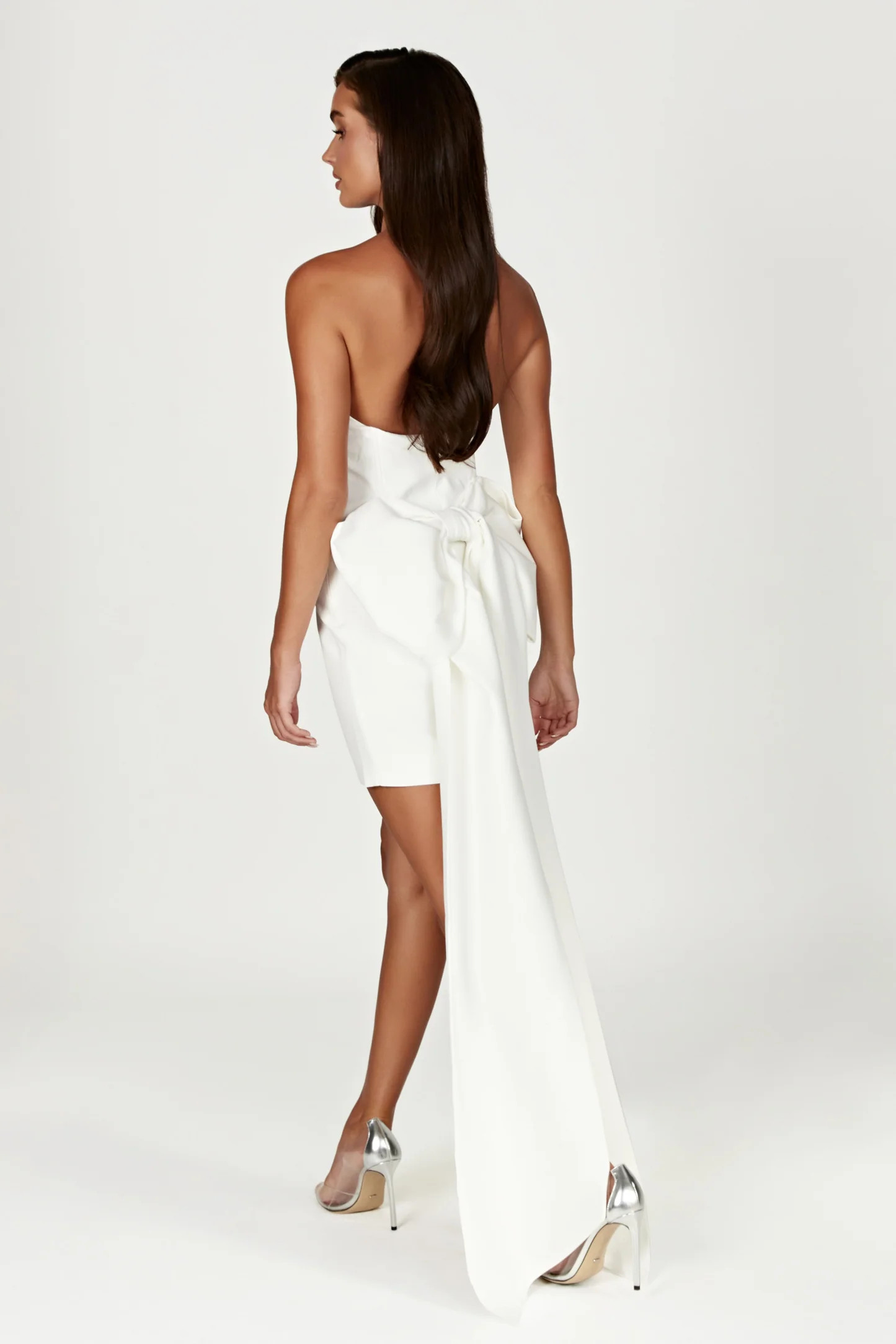 Meredith Strapless Bow Mini Dress - White | MESHKI US