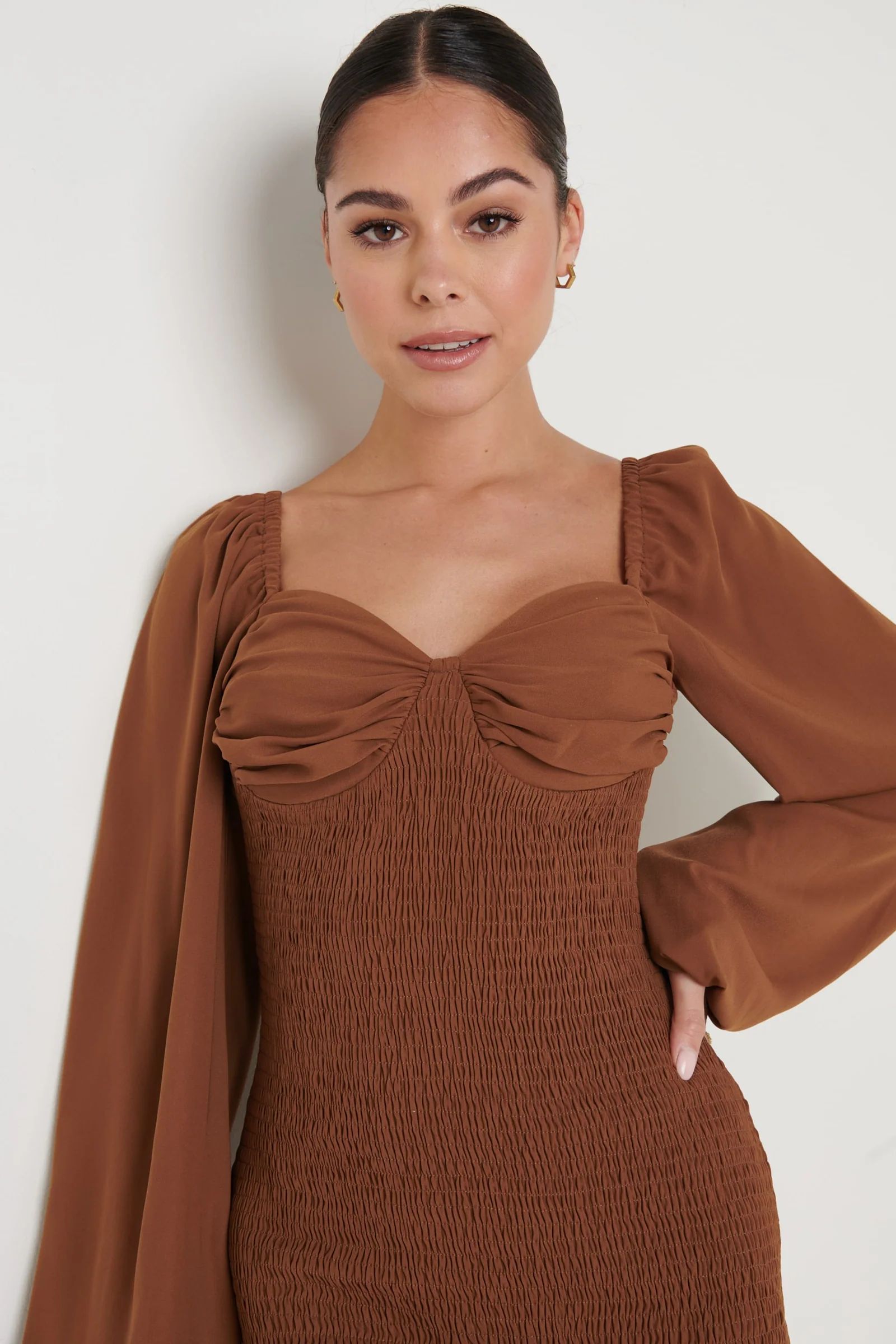 Delilah Sweetheart Neck Shirred Dress - Brown | Pretty Lavish (UK)