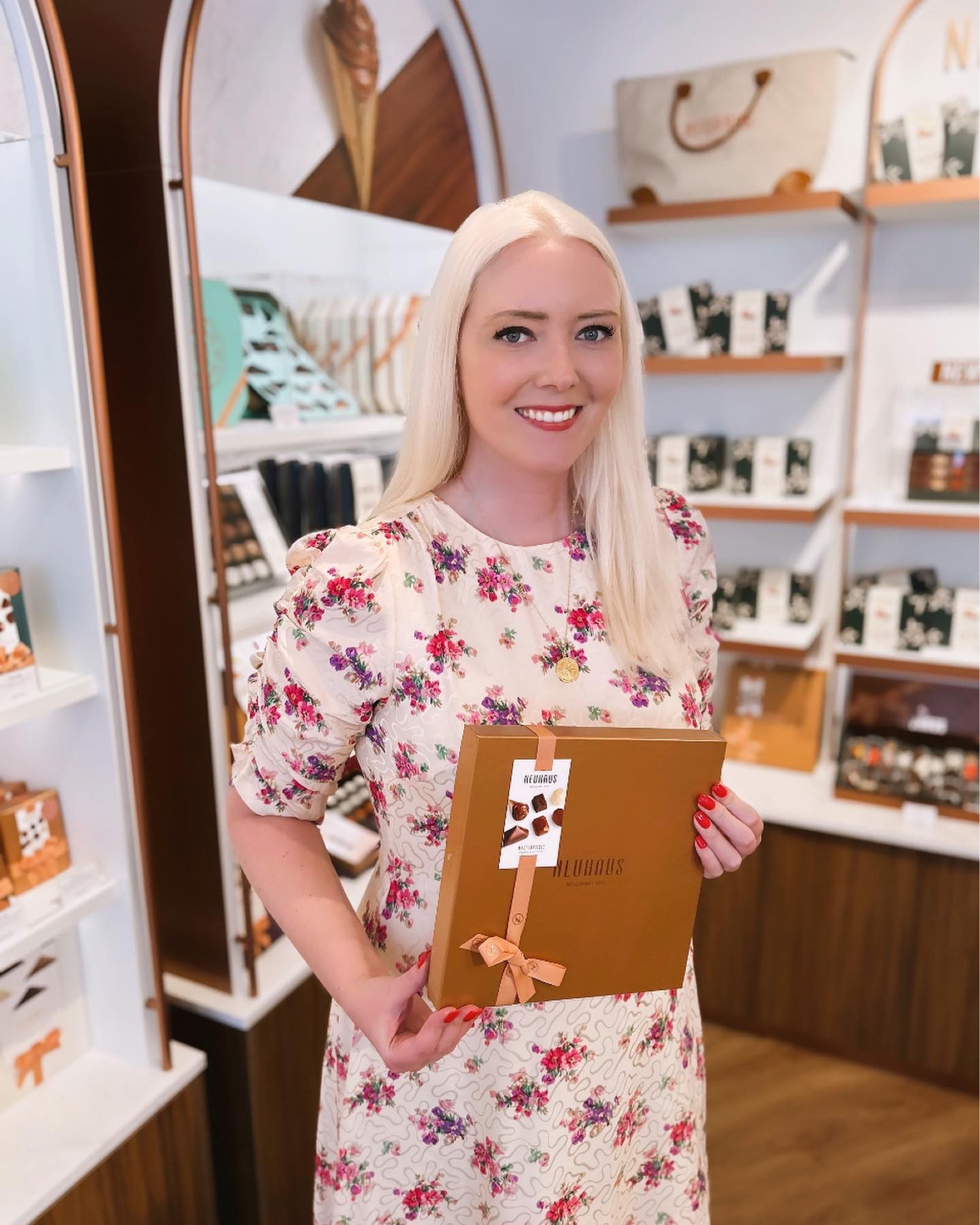 Chocolate shopping! Wearing my beautiful LK Bennett Delilah bouquet silk dress for a delicious trip to Neuhaus Chocolates (check out my giveaway on Instagram) Enjoy 15% discount at LK Bennett with my code REBECCALIPKINAUTHOR15 

#lkbennett #promocode #discountcode #giftidea #chocolate

#LTKeurope #LTKsummer #LTKuk