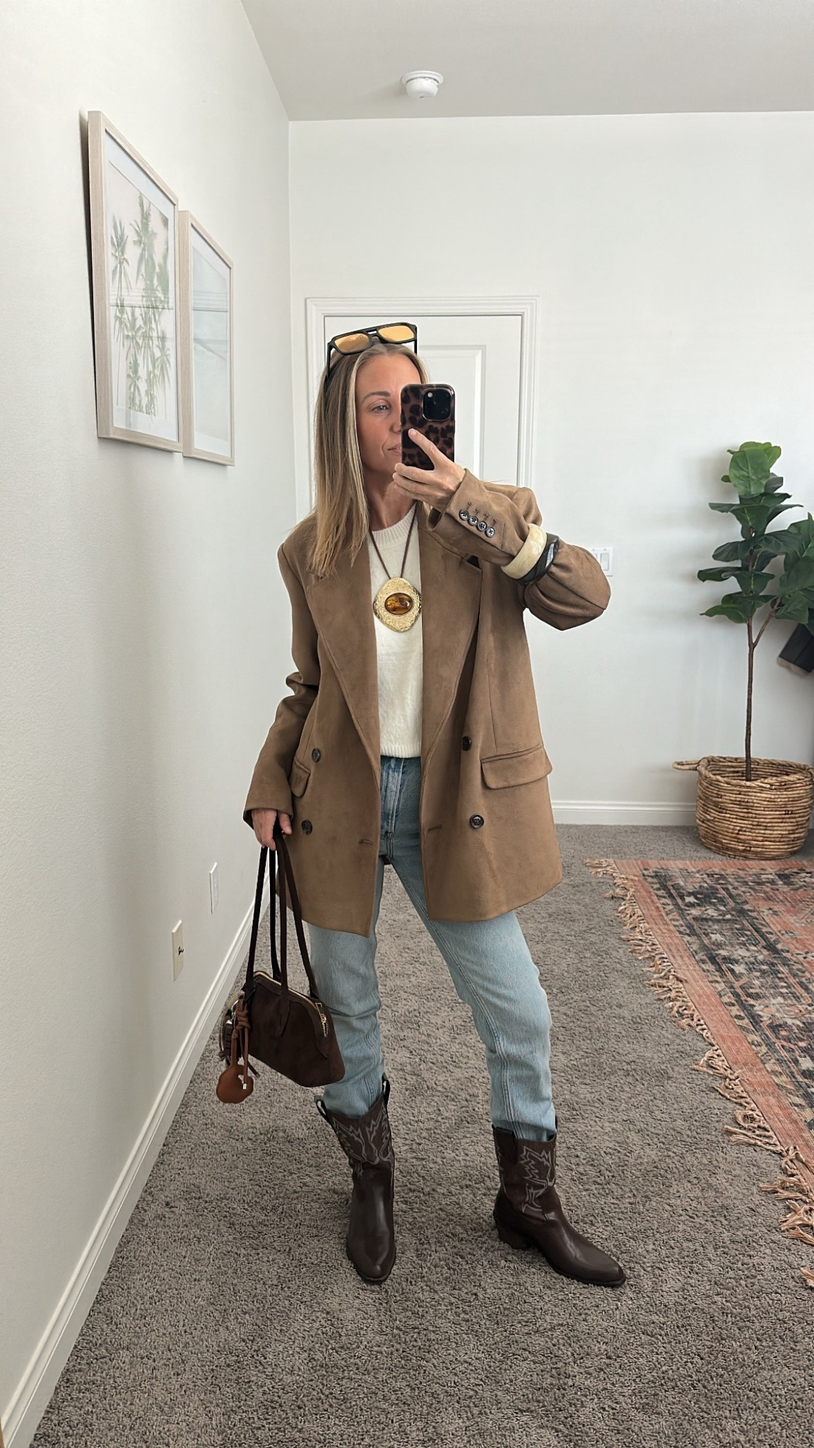 Todays outfit
Gorgeous new Amazon necklace
Blazer runs big size xxs


#LTKootd #LTKFindsUnder50 #LTKSaleAlert