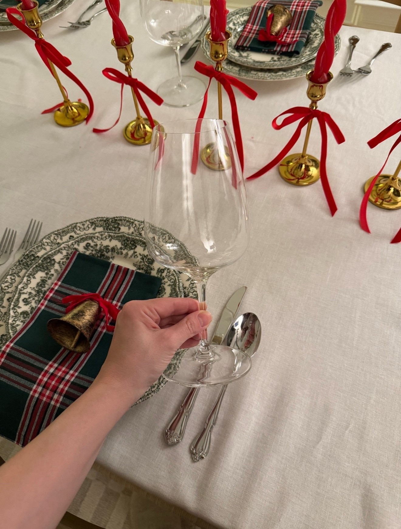 Good wine glasses are essential if you're hosting this holiday season! Linked my top picks for high-quality glassware and other favorite hosting finds.

ralph lauren inspo, holiday tablescape, christmas decor, dining room set up, table setting, hostess life, entertaining at home, diningware essentials, wayfair

#LTKHome #LTKHoliday #LTKSeasonal