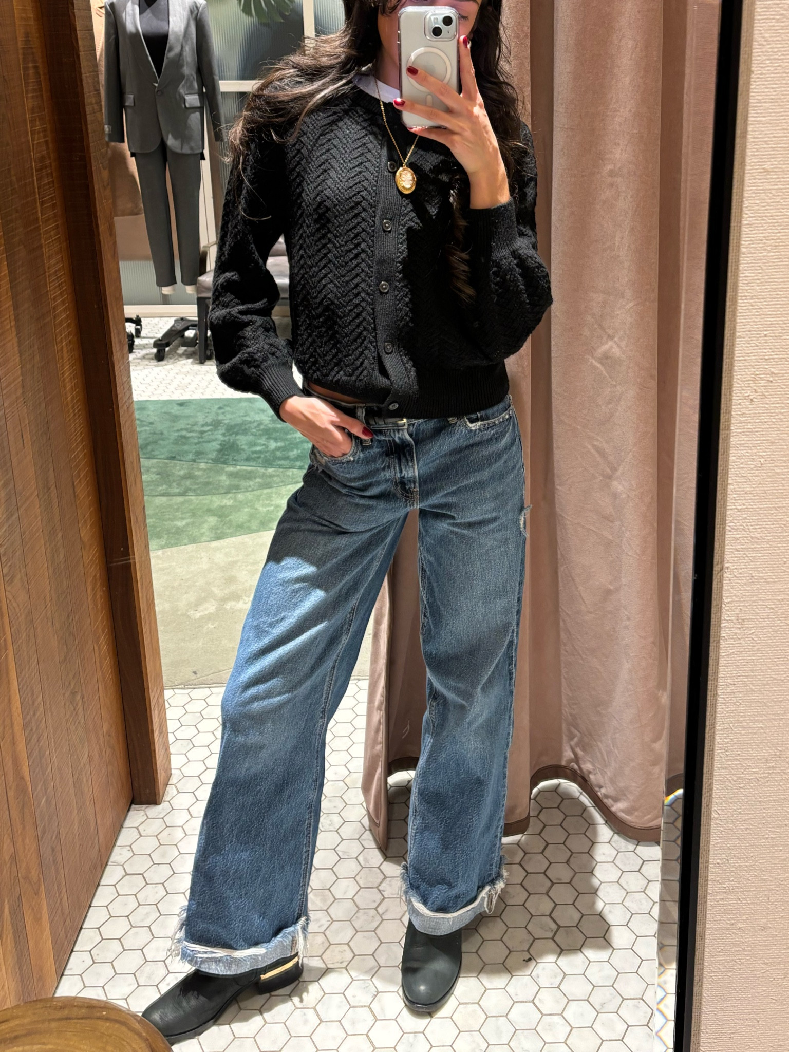Work outfit at aritzia! 🖤 

#LTKGiftGuide #LTKStyleTip #LTKWorkwear
