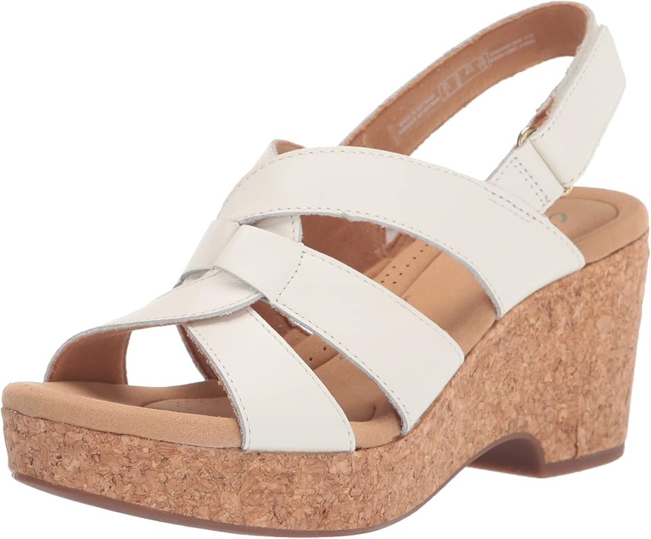 Clarks Women's Giselle Beach Wedge Sandal | Amazon (US)