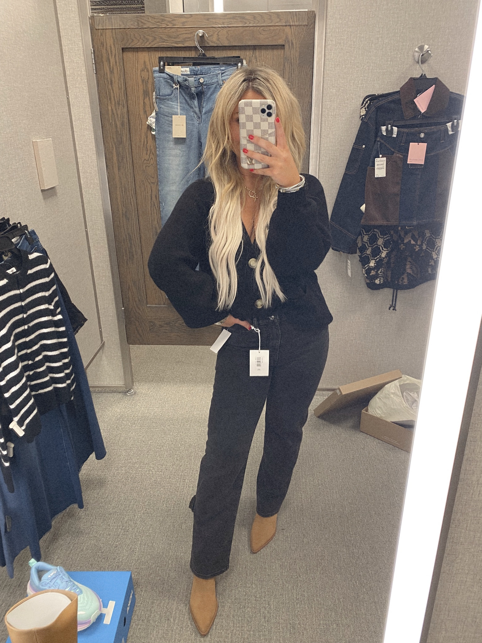 Petite-friendly straight leg jeans & BP Essential Cardigans 💫🫶🏼

Cardigan: XS
Jeans: 26
Booties: 6.5

NSale, Nordstrom Anniversary Sale, Nordy Club, sale alert, fall fashion, BP Nordstrom, Frame Denim, Dolce Vita 

#LTKPetite #LTKSaleAlert