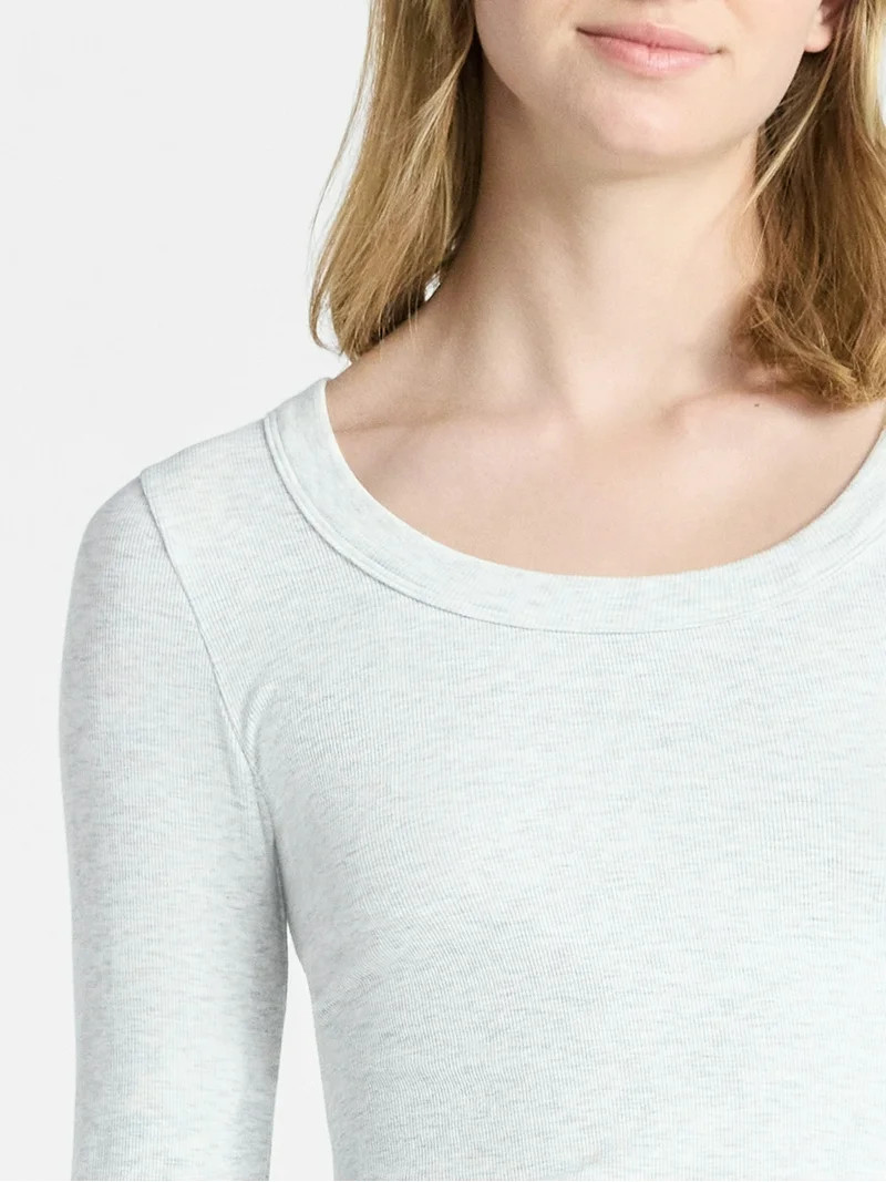 No Boundaries Scoop Neck Seamless Tee, Women's | Walmart (US)