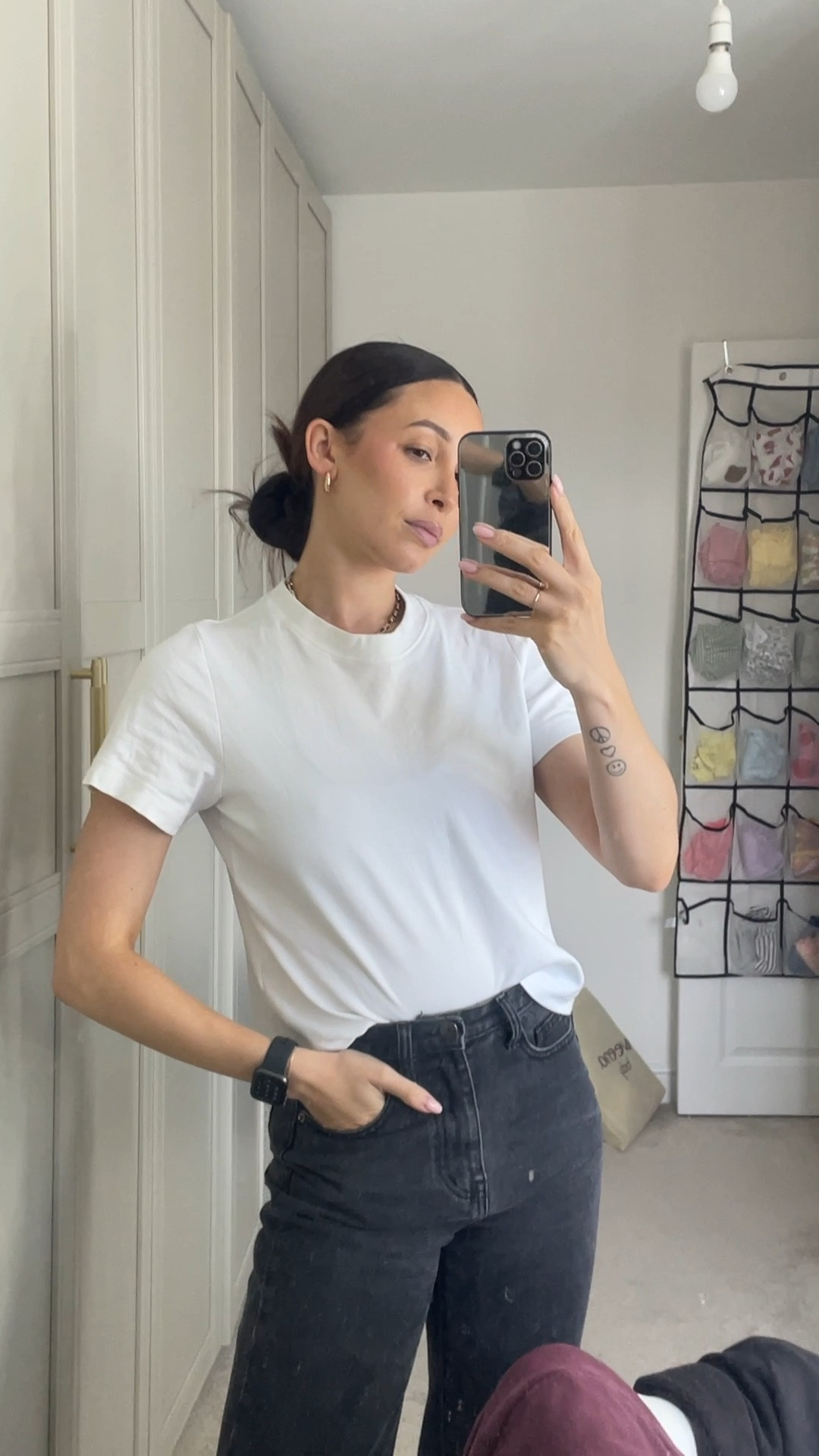 Jeans // white t shirt // gold jewellery 

#LTKStyleTip #LTKSeasonal