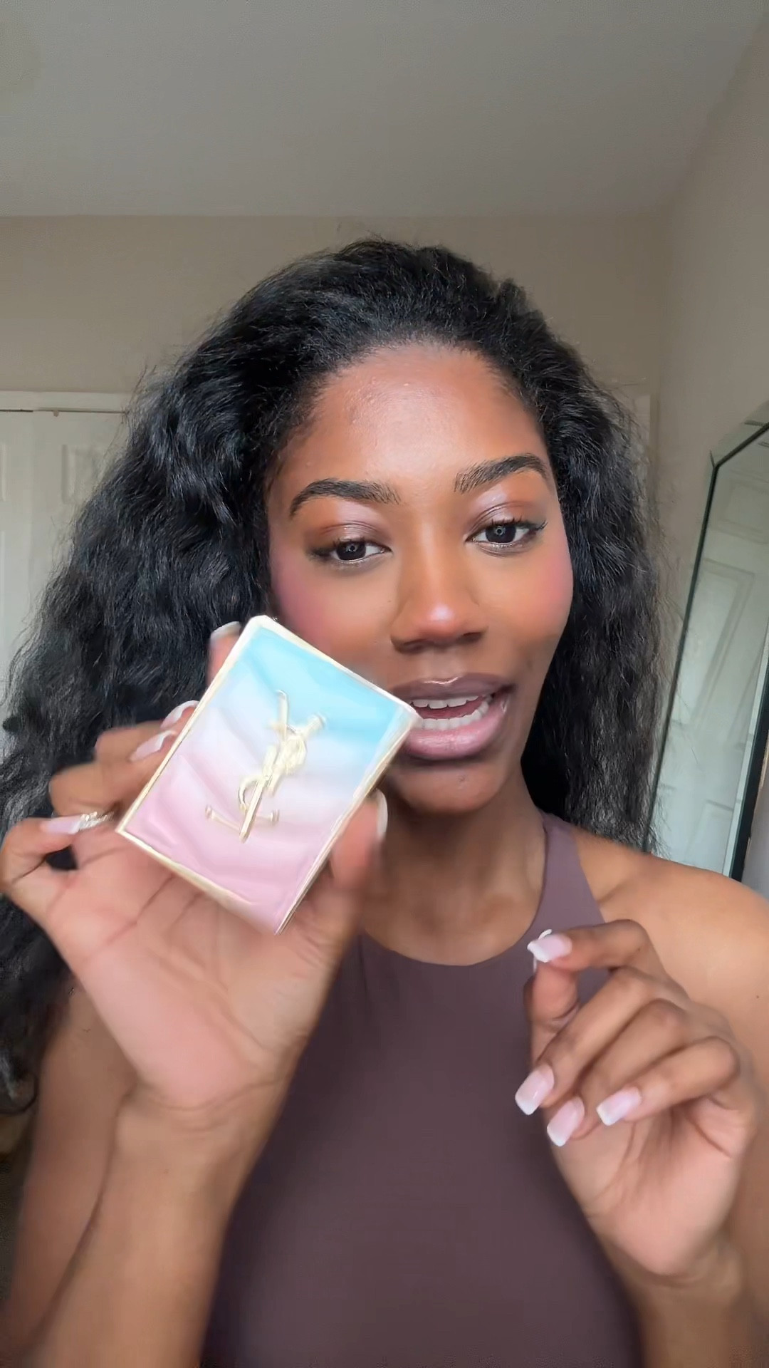 I think this suits my face so perfectly, may just be my new everyday eye look😍 