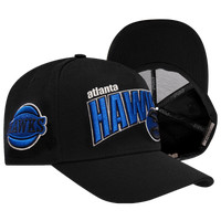 Pro Standard Hawks Royalty Curved Brim SnapbackMen's | Foot Locker (US)