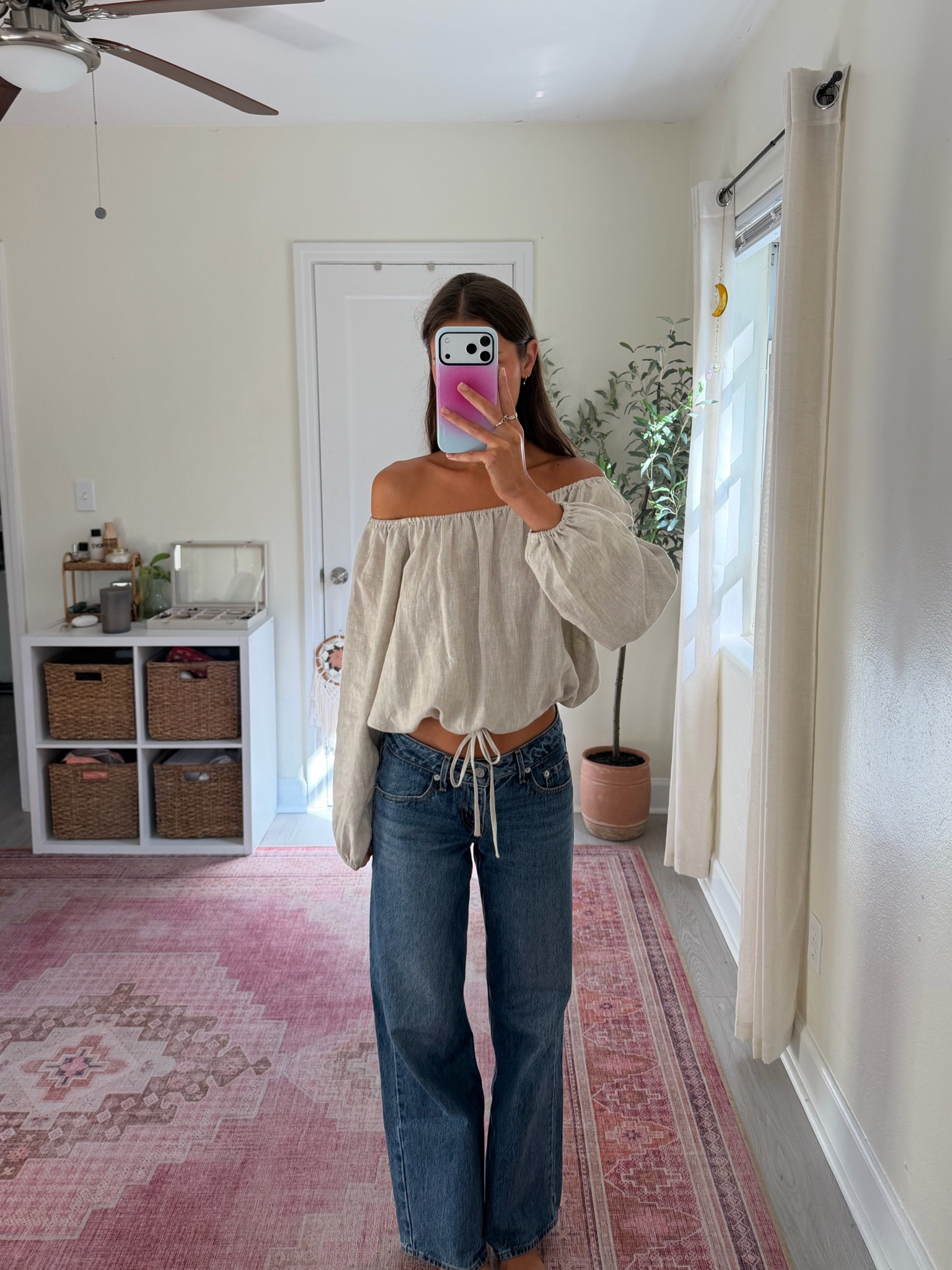 Spring ootd! Wearing an XXS in the linen top from @Aritzia 

#LTKootd #LTKSeasonal