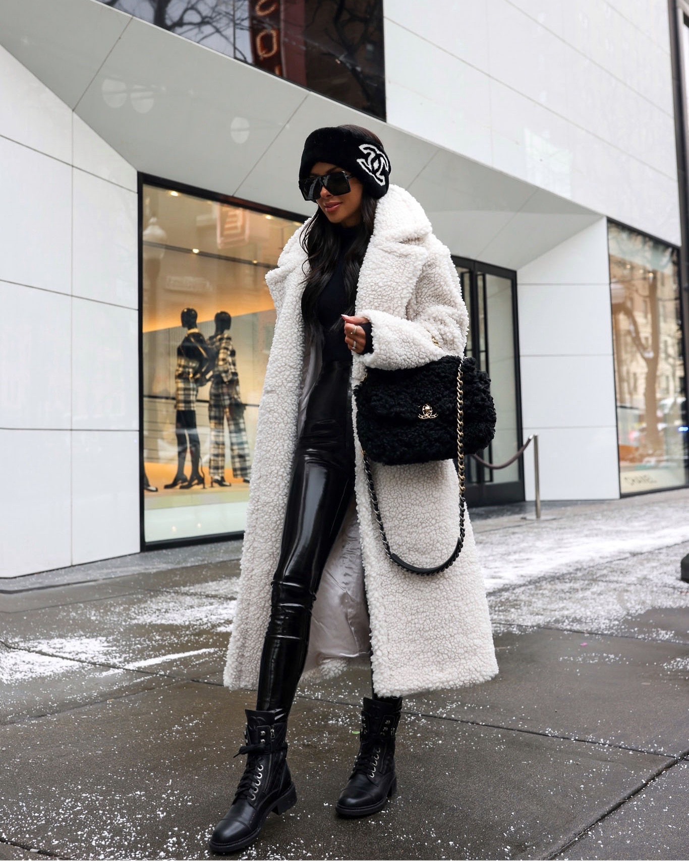 Casual winter outfit
Ugg teddy bear coat
Commando patent leather leggings
Chanel combat boots


#LTKstyletip #LTKSeasonal #LTKshoecrush