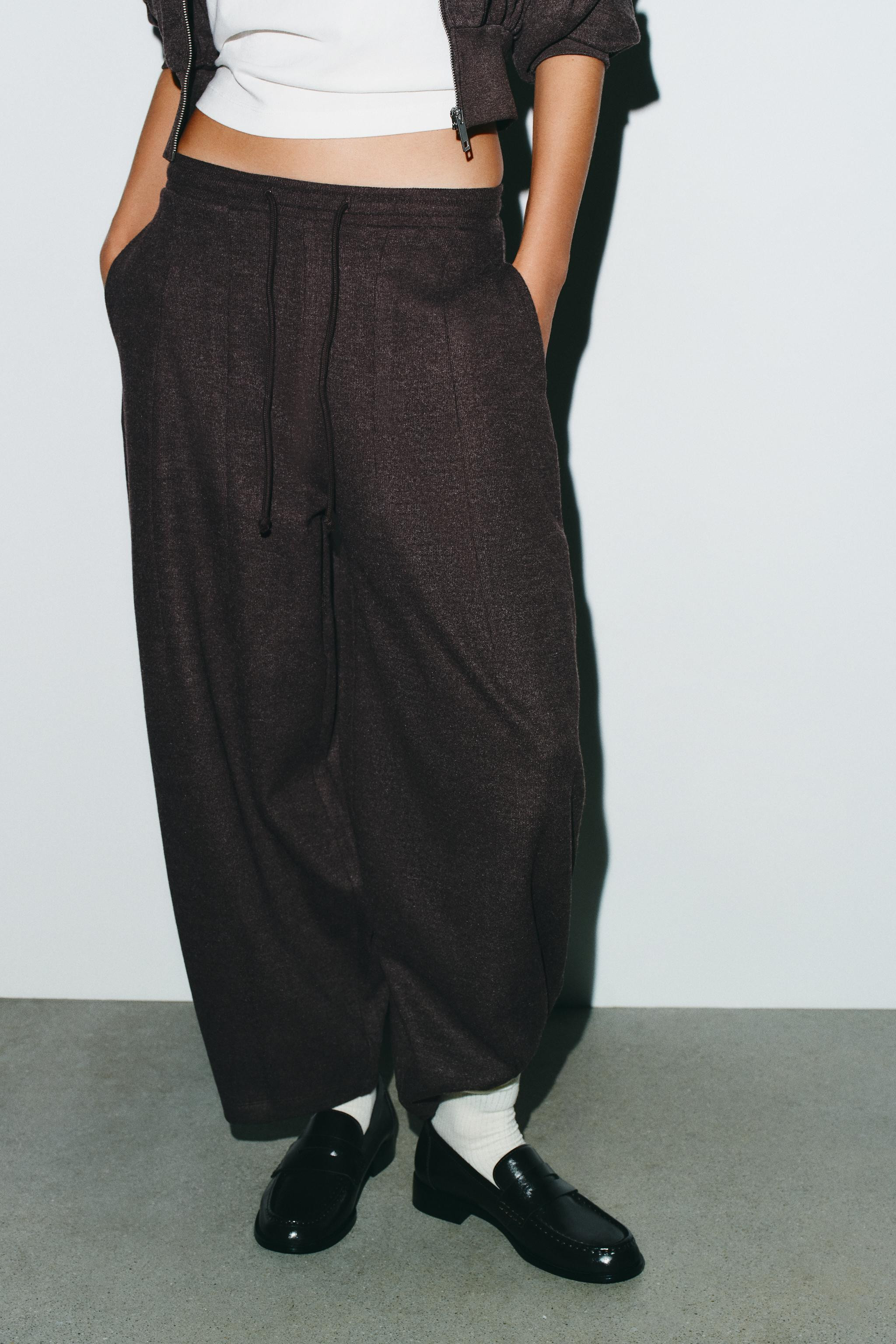 BALLOON RIBBED PANTS$ 45.90CROPPED HOODED SWEATSHIRT$ 49.90LOAFER SHOES$ 59.90 | Zara US