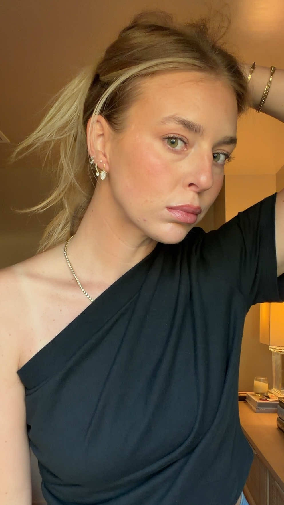 new earring alert !!!!! @Dorsey 🤌🏼🤌🏼🤌🏼

#LTKdayinmylife #LTKootd #LTKgrwm