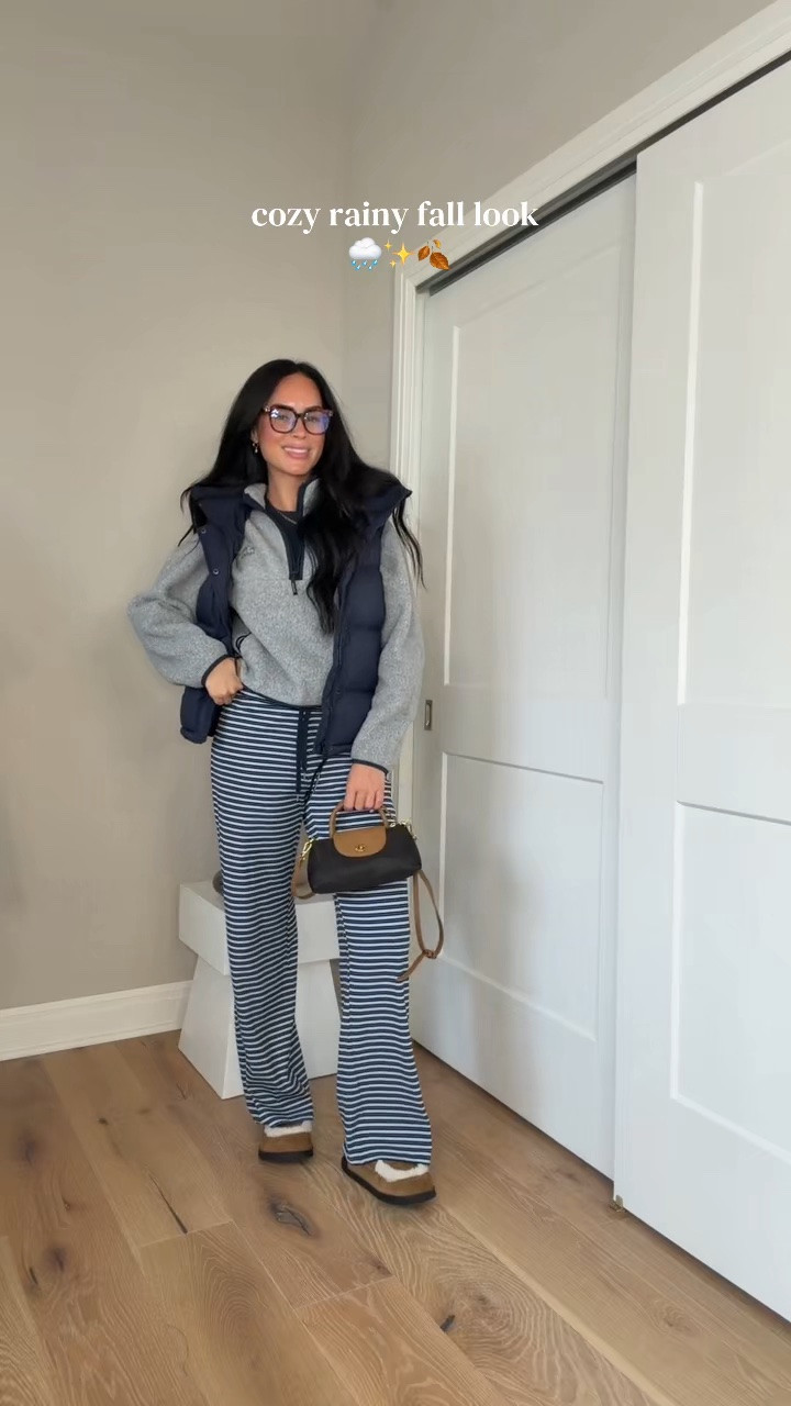 Rainy fall outfit idea 🌧️✨🍂 The perfect cozy look for a chilly, rainy fall day.
I’ll have all my outfit details on my LTK!

My sizing: 5’7”, 145 lbs, 32DD
Wearing size small tops + size medium bottom







#Aritziasuperpuff #AritziaOutfit #aritziapolartec #RainyDayOutfit #FallOutfitInspo Aritzia fall outfit, rainy fall outfit idea, rainy day outfit, cozy fall outfit, casual fall outfit, Aritzia Super Puff vest, Super Puff vest outfit, Aritzia Polartec fleece, Polartec fleece outfit, Aritzia ribbed long sleeve, Aritzia lounge pants, comfy lounge pants, Steve Madden slip-ons, cozy rainy day outfit, fall layering outfit, casual everyday fall outfit, chic comfy fall outfit, cold weather outfit, fall athleisure outfit, neutral fall outfit @Aritzia