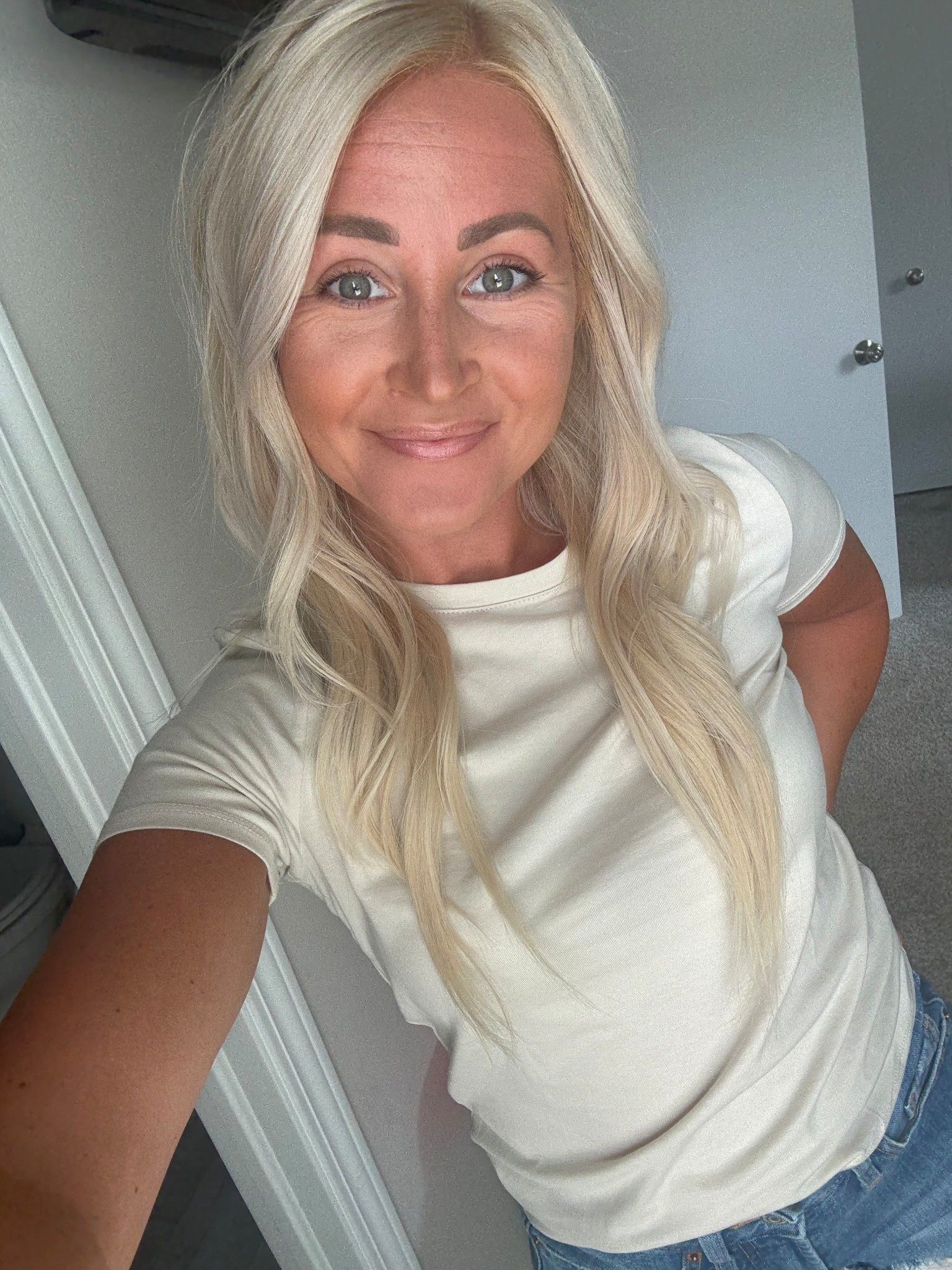 If your someone who loves curling your hair but prefer your curls to be bigger/more loose and relaxed then you neeeed the glow u iron I’ve been using! 

It’s so good, seriously a new staple in my hair routine! 

#LTKBeauty #LTKHome #LTKStyleTip