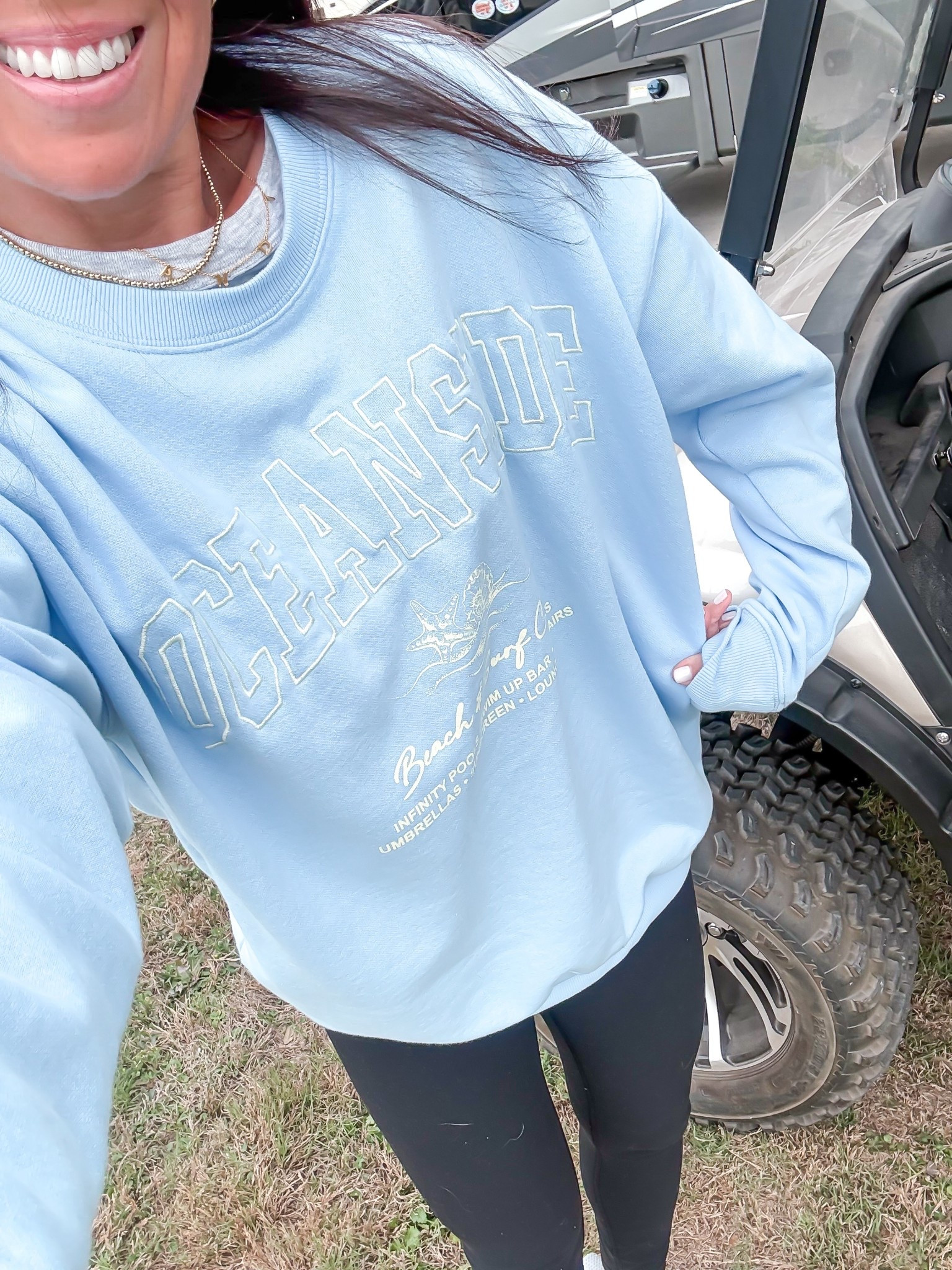 Walmart oversized sweatshirts 

Wearing a size small 🌴