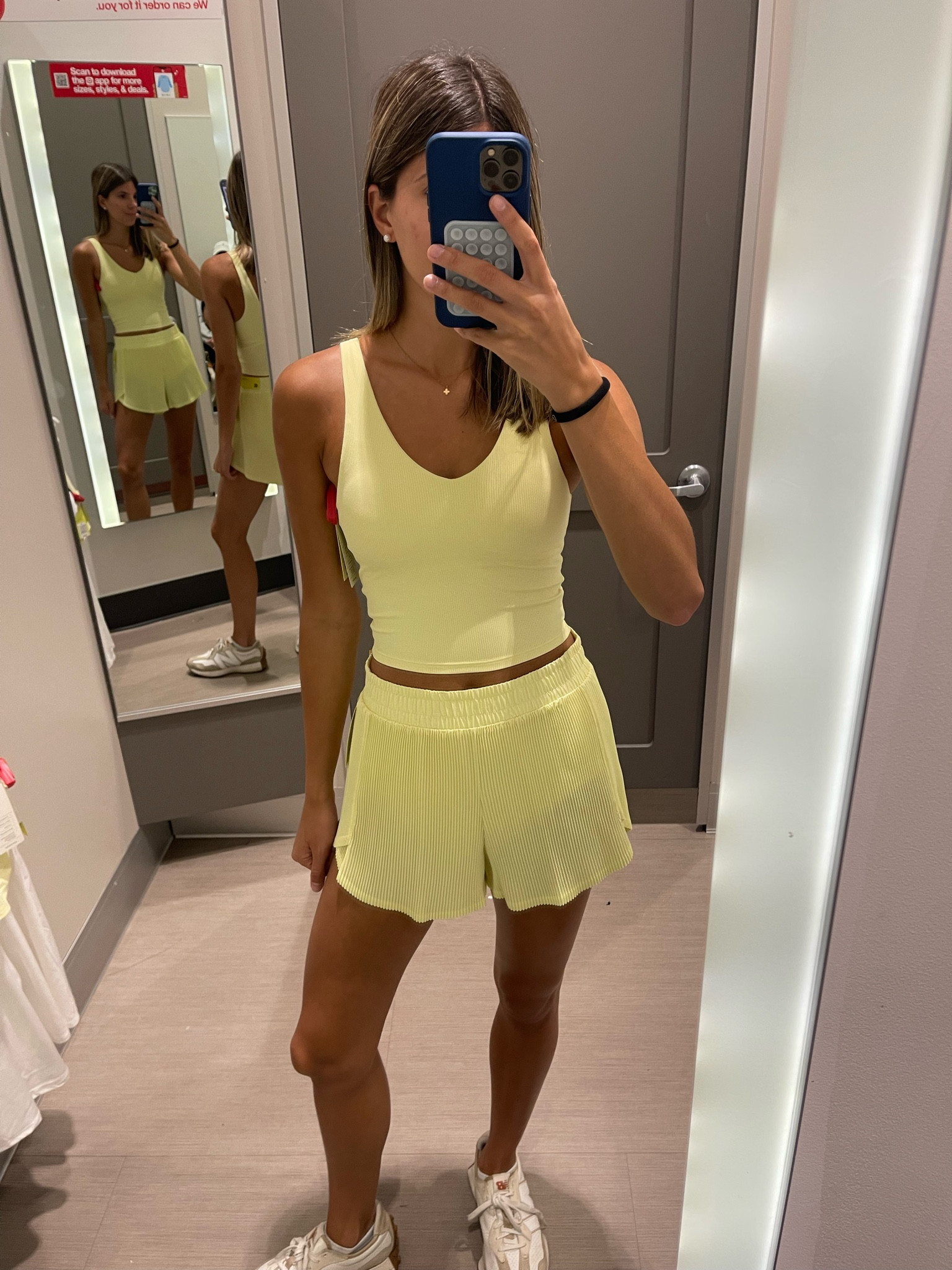 Target All In Motion light yellow workout set 💛💛
Wearing size XS in top & bottom

Women's Mid-Rise Micro-Pleated Shorts 
Women's Flex Light Support Rib V-Neck Crop Sports Bra

Workout Set
Matching set

#LTKstyletip #LTKActive #LTKfitness