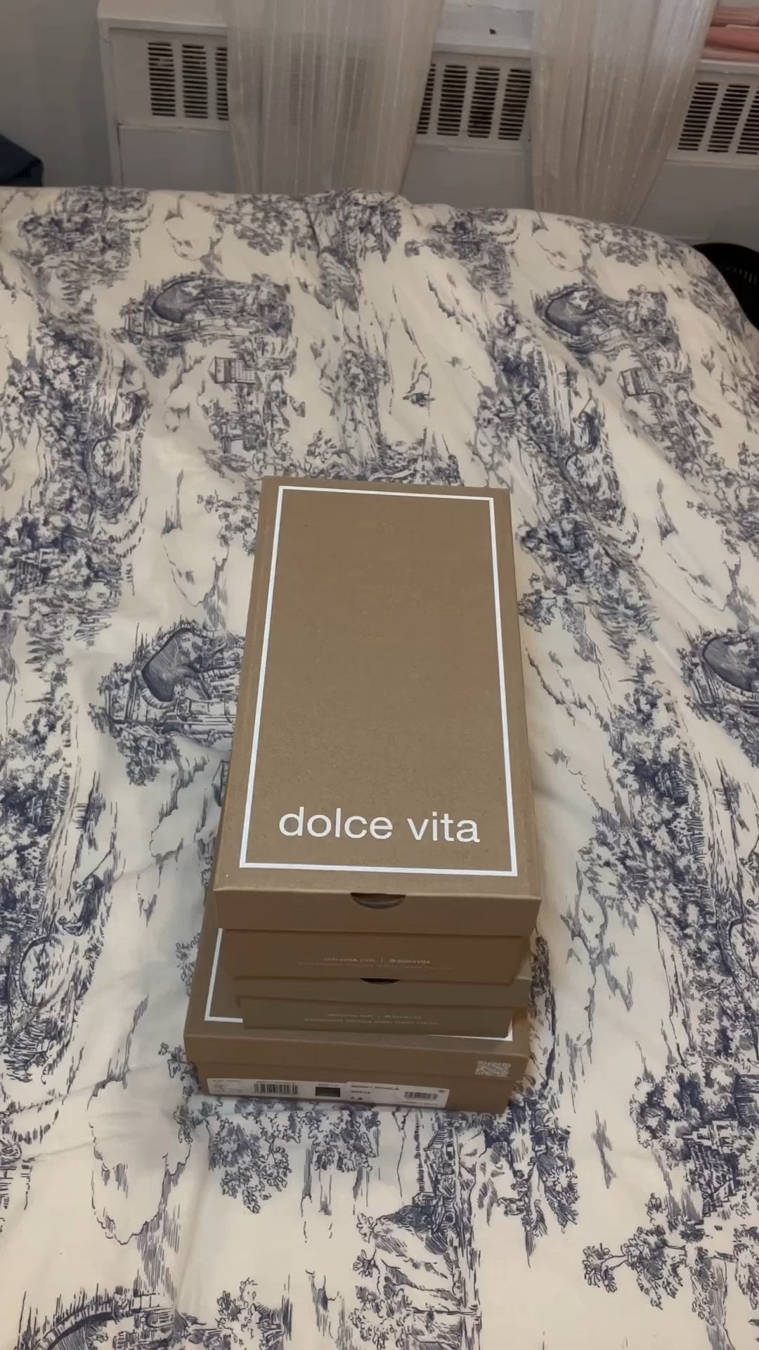 cutest shoes from dolce vita

#LTKVideo #LTKshoecrush #LTKGiftGuide