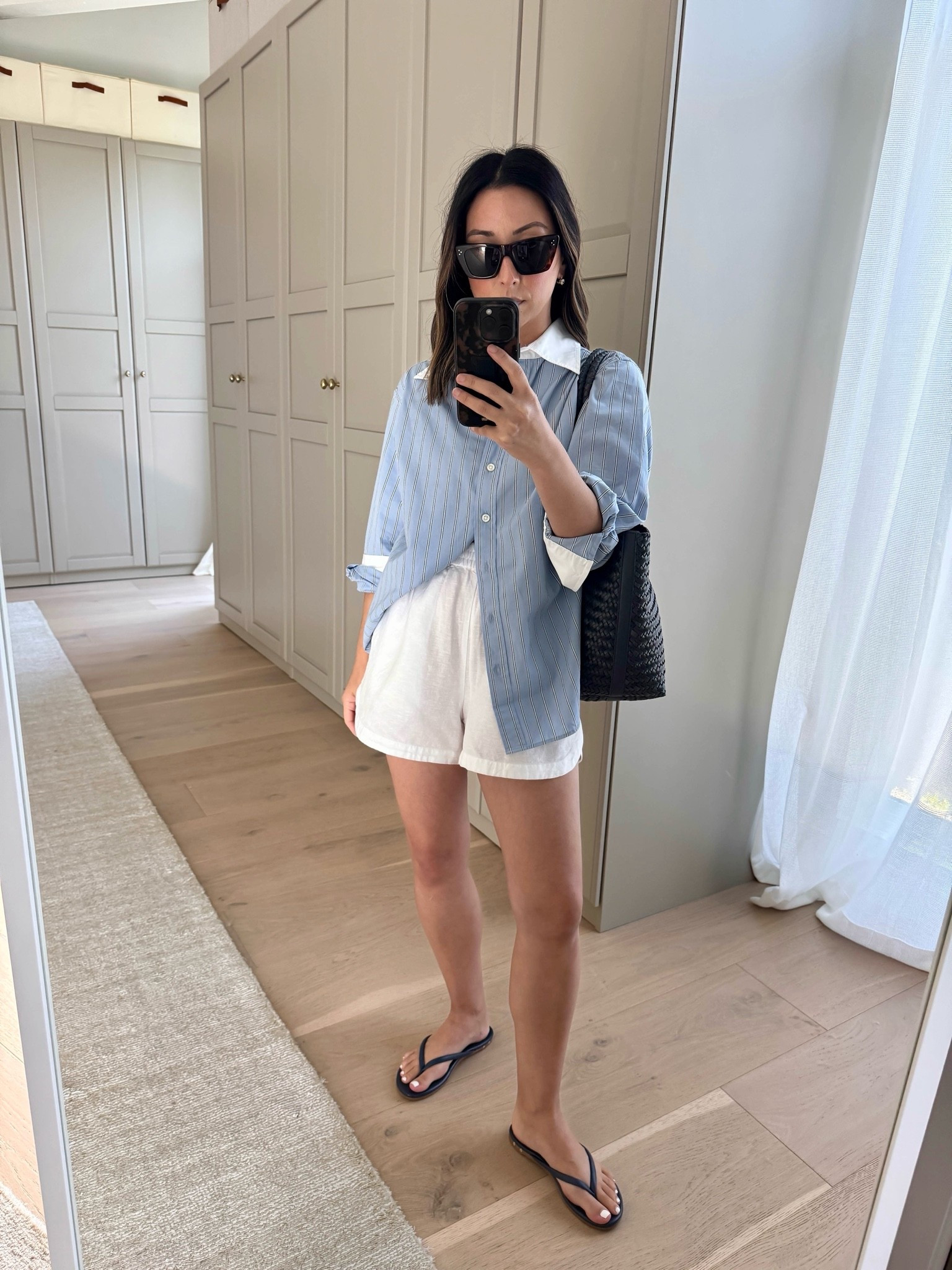 Summer essentials I lean on all season. Every piece under $200

Gap big shirt petite xs
Le Bop linen shirts small - we nearly sold these out so linking similar. 
Beek sandals 5
Madewell woven tote 
Dorsey James necklace 15” - linking affordable option
Celine sunglasses - linking affordable option
Electric Picks earrings

summer outfits, summer style, petite style

#LTKmomlife #LTKootd #LTKPetite